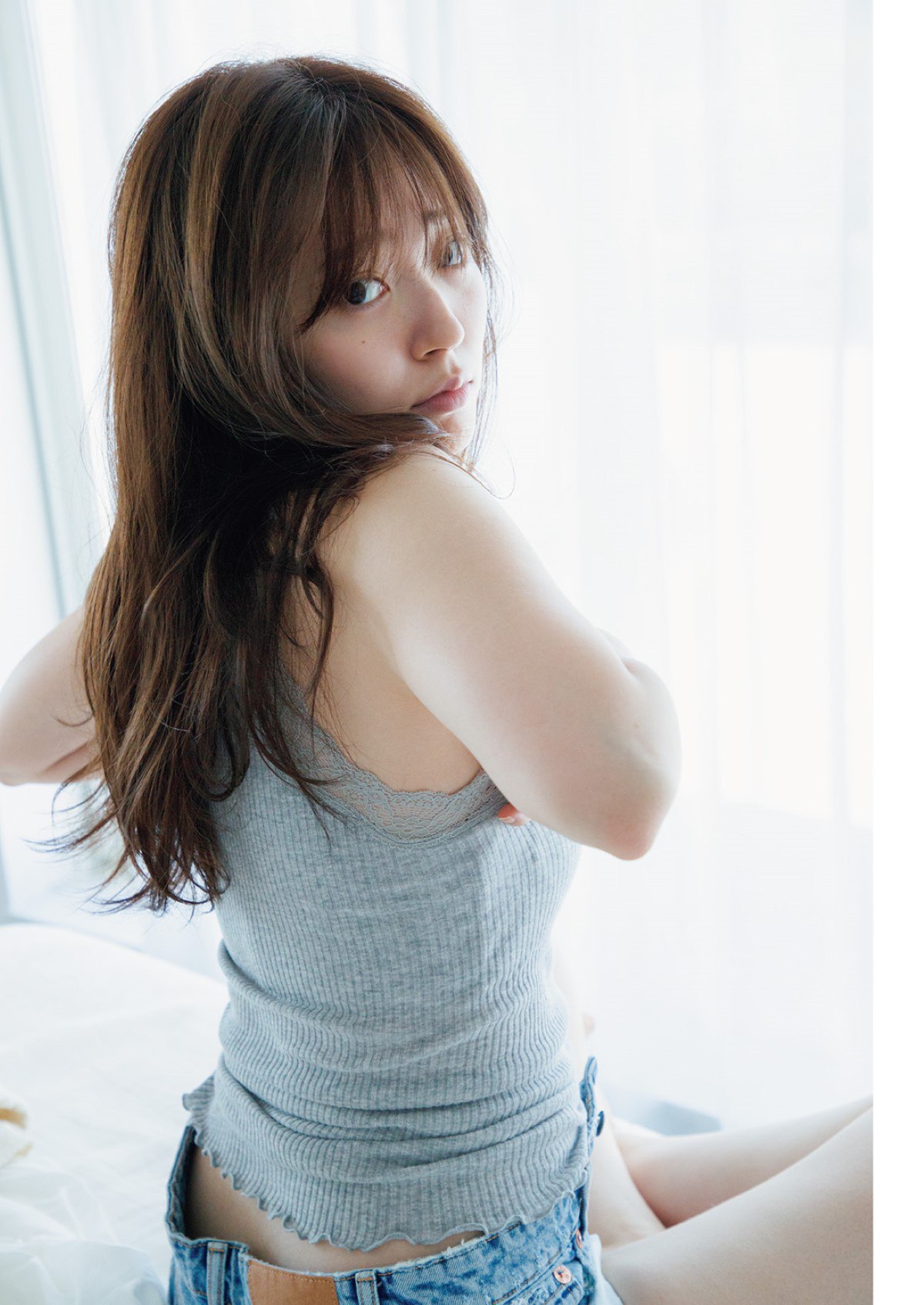 Photobook 2022 11 17 Airi Suzuki 鈴木愛理 Nectar 0008 0178364892.jpg