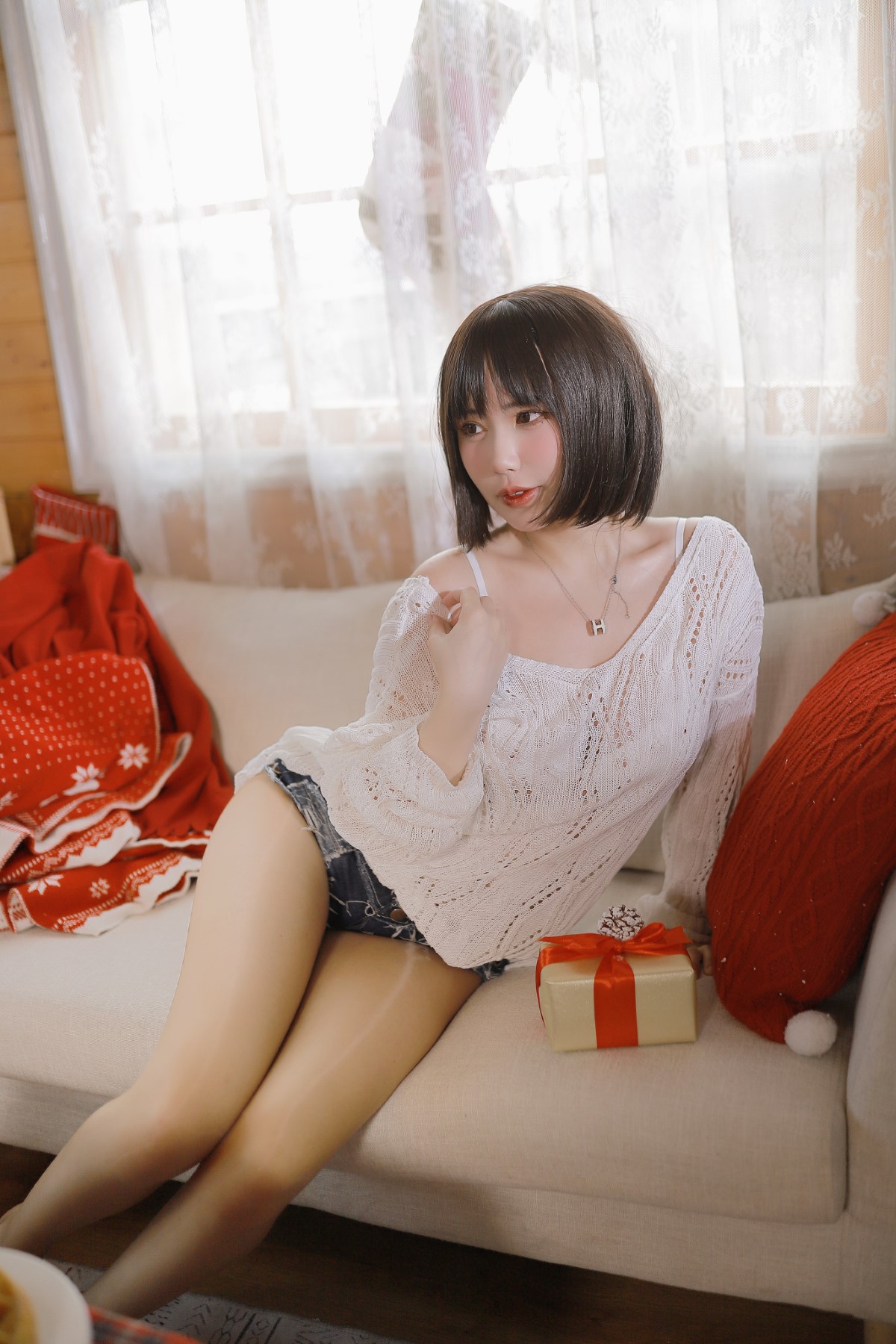 Coser@Tina很妖孽呀 Vol 009 温柔短发妹妹 0050 4637512245.jpg