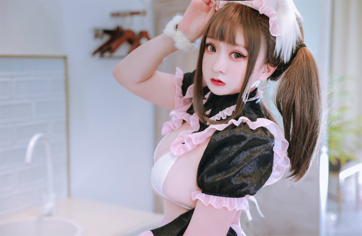 Coser@恩田直幸 Vol 025 猫耳黑粉女仆 0006 7905569407.jpg