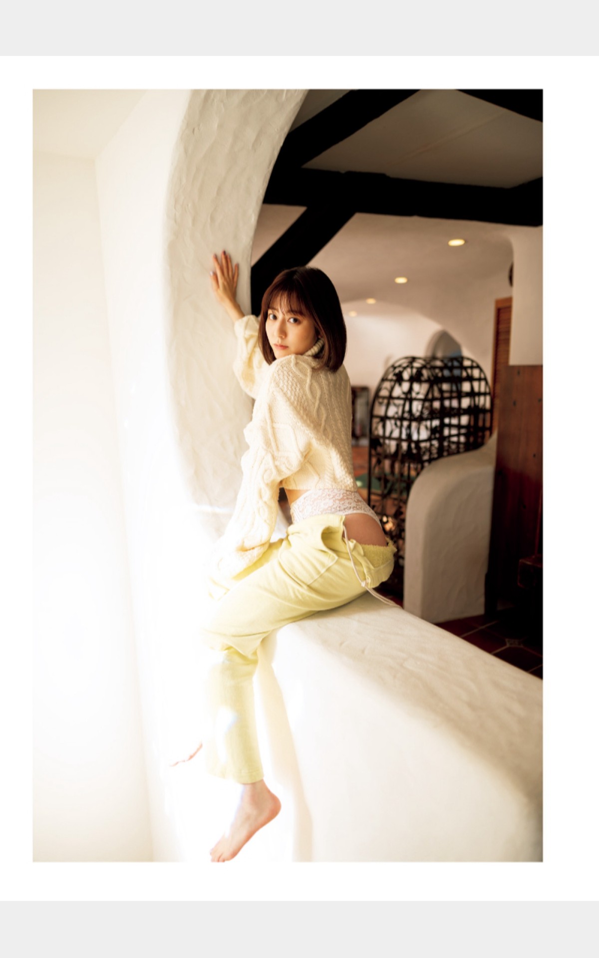 Photobook 2022 03 01 Yumi Sugimoto 杉本有美 Choukou 0015 0858250651.jpg