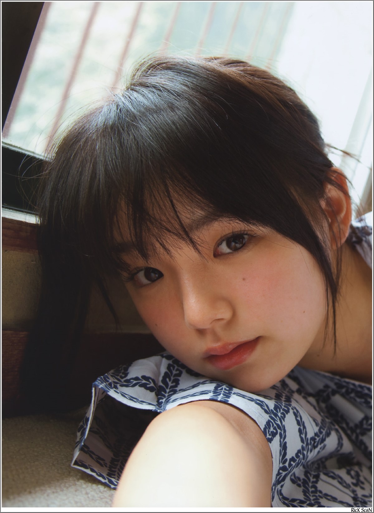 Photobook Ai Shinozaki 篠崎愛 Sakura Saku Toki 0056 1751177632.jpg