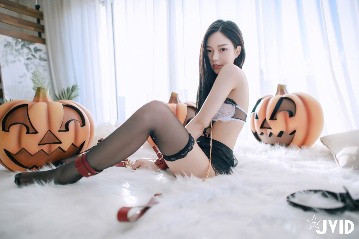 JVID 2022 10 28 Jiu Jiu Halloween Special Is Wonderful First Time Demon Version Training Limited A 0004 0644160000.jpg