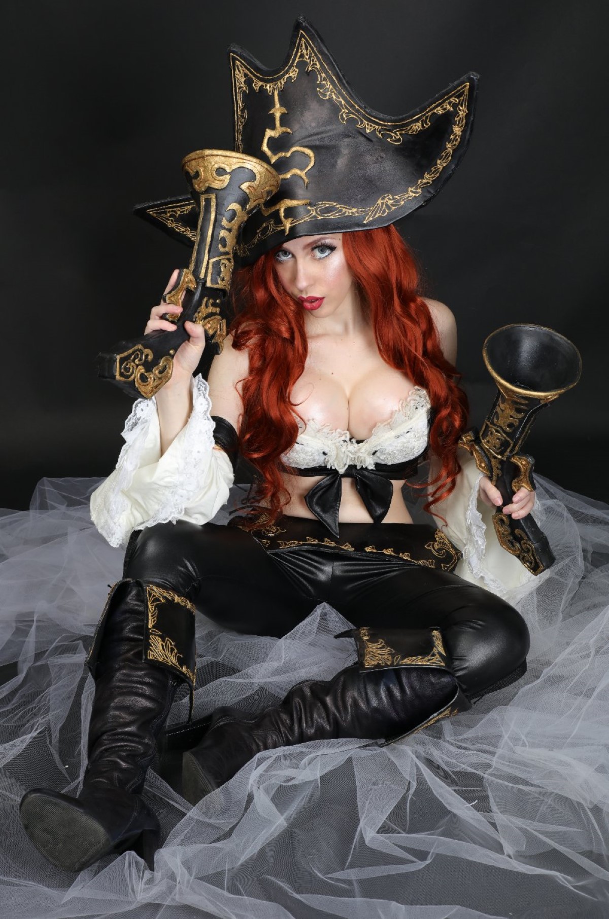 Lucy Lein Miss Fortune 0005 1885913291.jpg