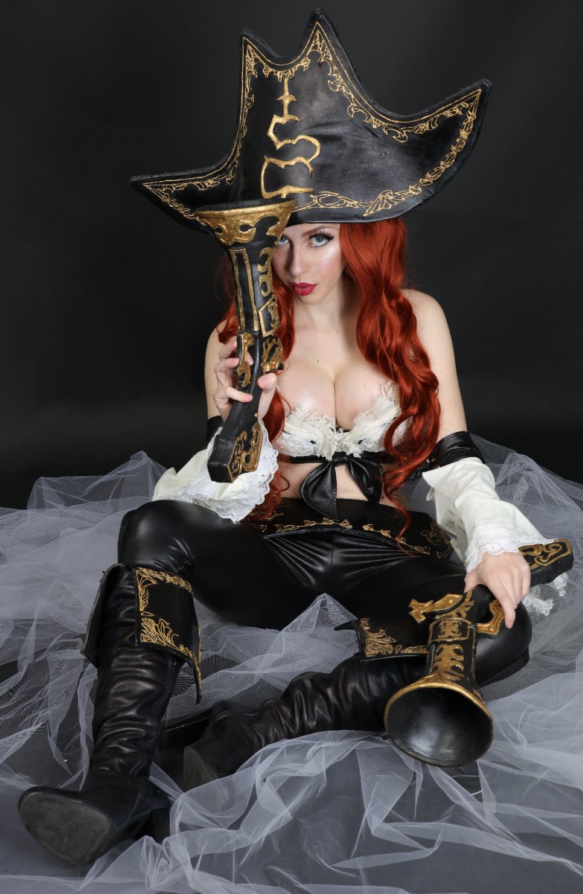 Lucy Lein Miss Fortune 0006 6841366566.jpg