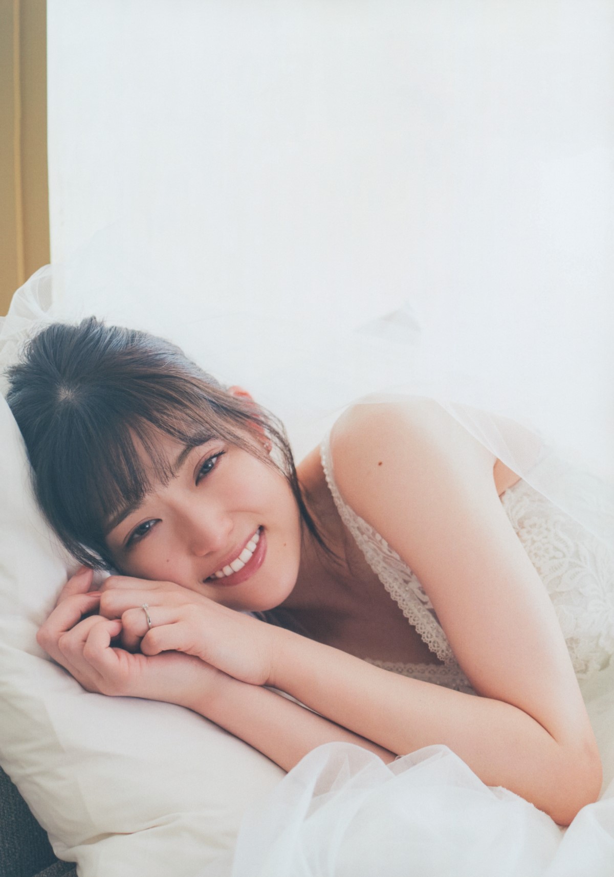 Photobook 2021 07 13 Sayuri Matsumura 松村沙友理 Next When Can I See You 0137 5655888947.jpg