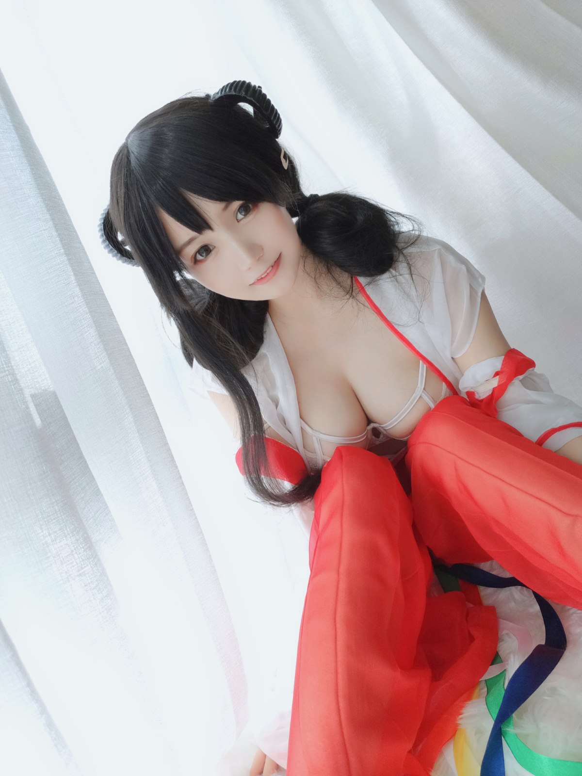 Coser@小仓千代w Vol 008 有点不对劲的巫女 0005 8742509117.jpg