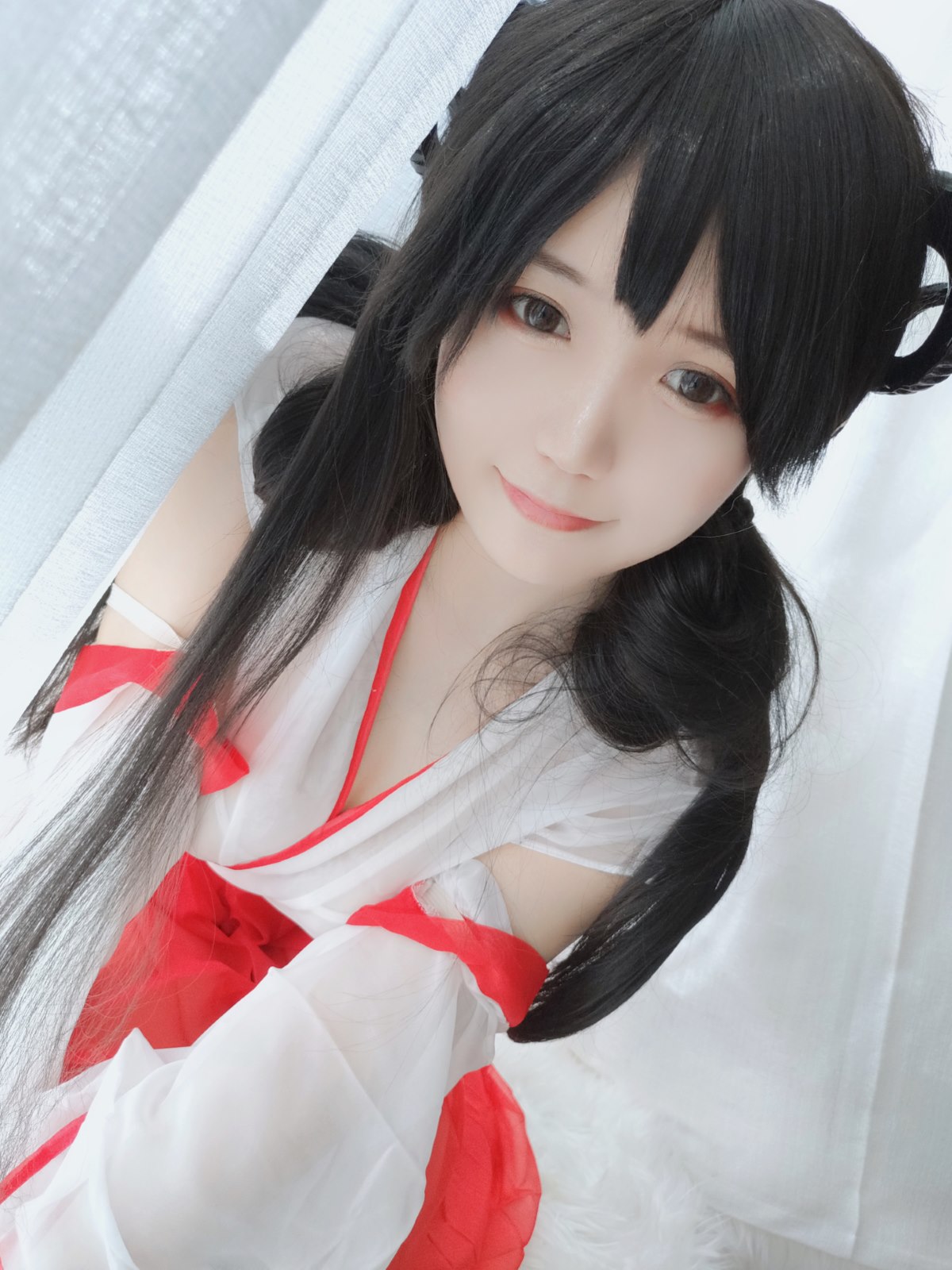 Coser@小仓千代w Vol 008 有点不对劲的巫女 0029 3135885163.jpg