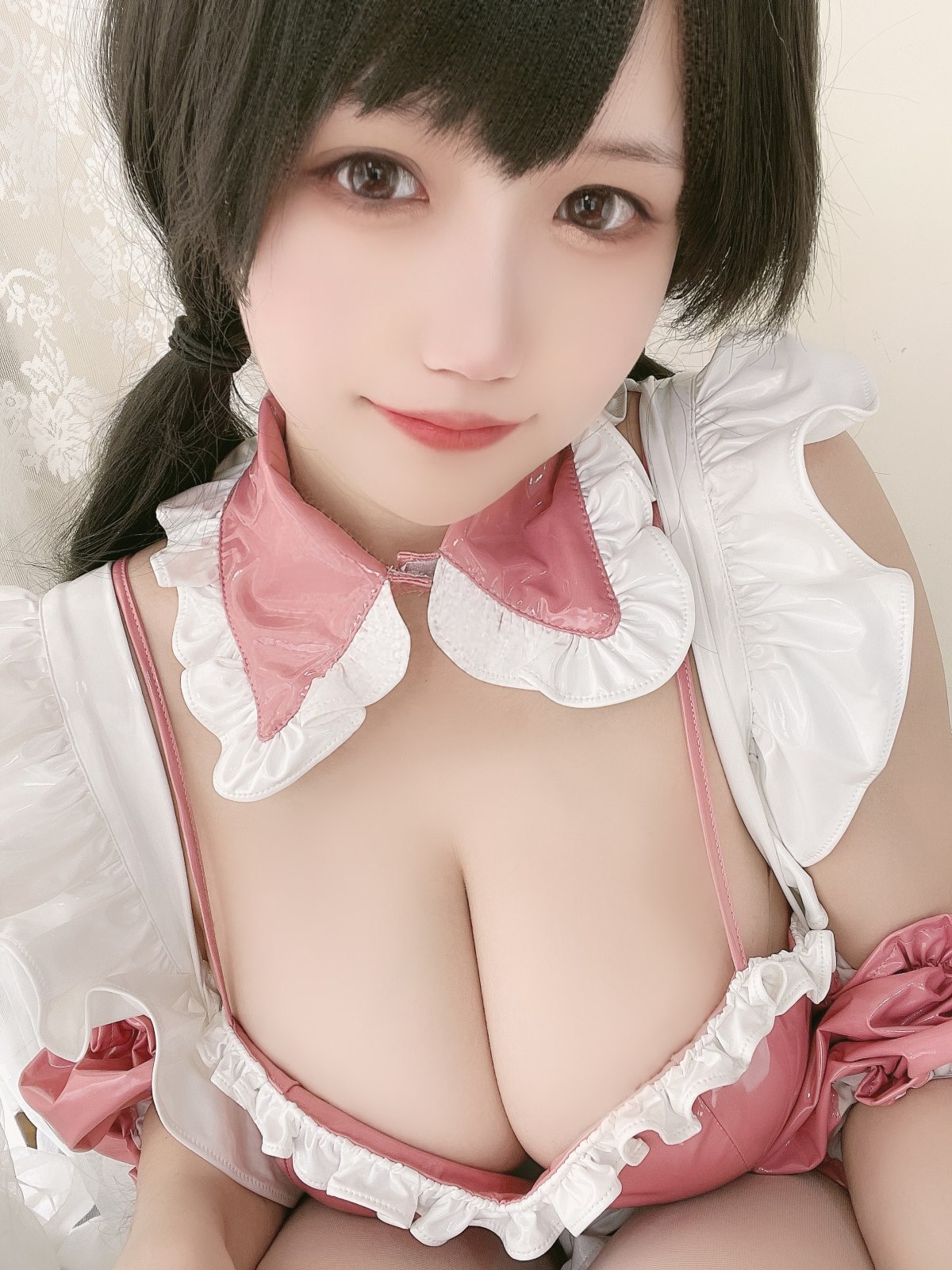 Coser@小仓千代w Vol 016 粉色漆皮女仆 0008 8677551091.jpg