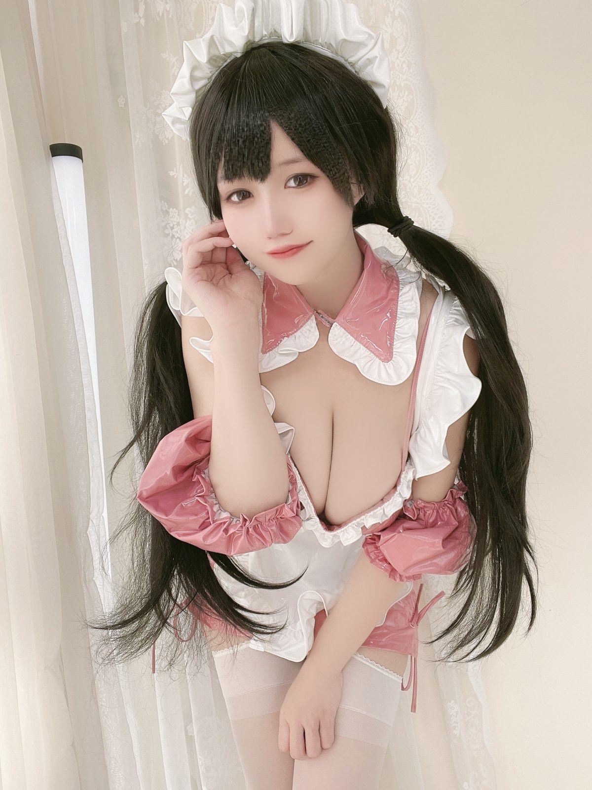 Coser@小仓千代w Vol 016 粉色漆皮女仆 0027 8893137220.jpg