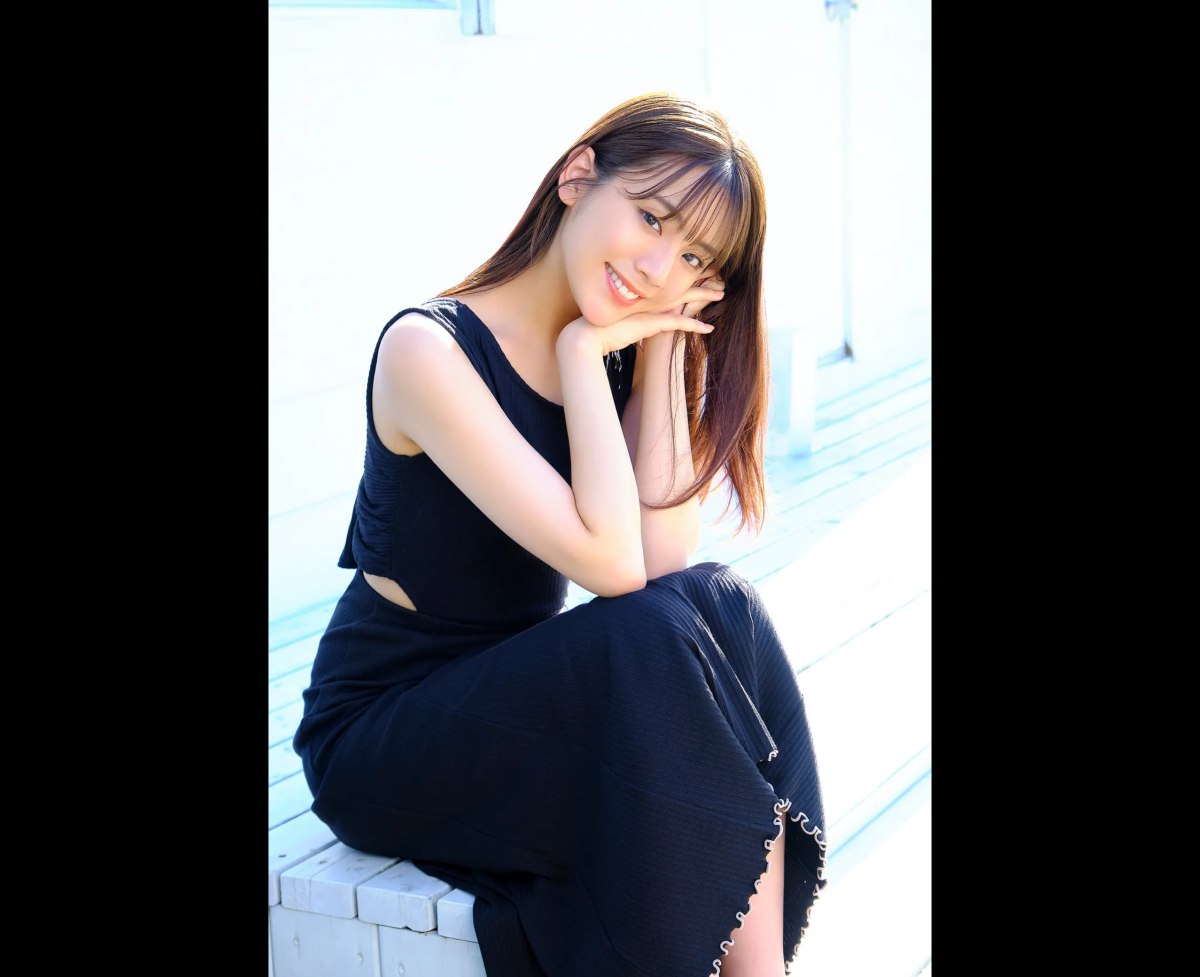 FRIDAY Digital Photo Asuka Kijima 貴島明日香 I Am By Your Side Complete Edition 0025 0513501567.jpg