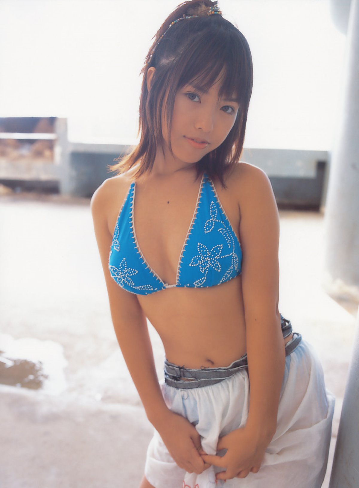 Photobook Hitomi Ito 伊藤瞳 Eye Love 0036 0181758835.jpg