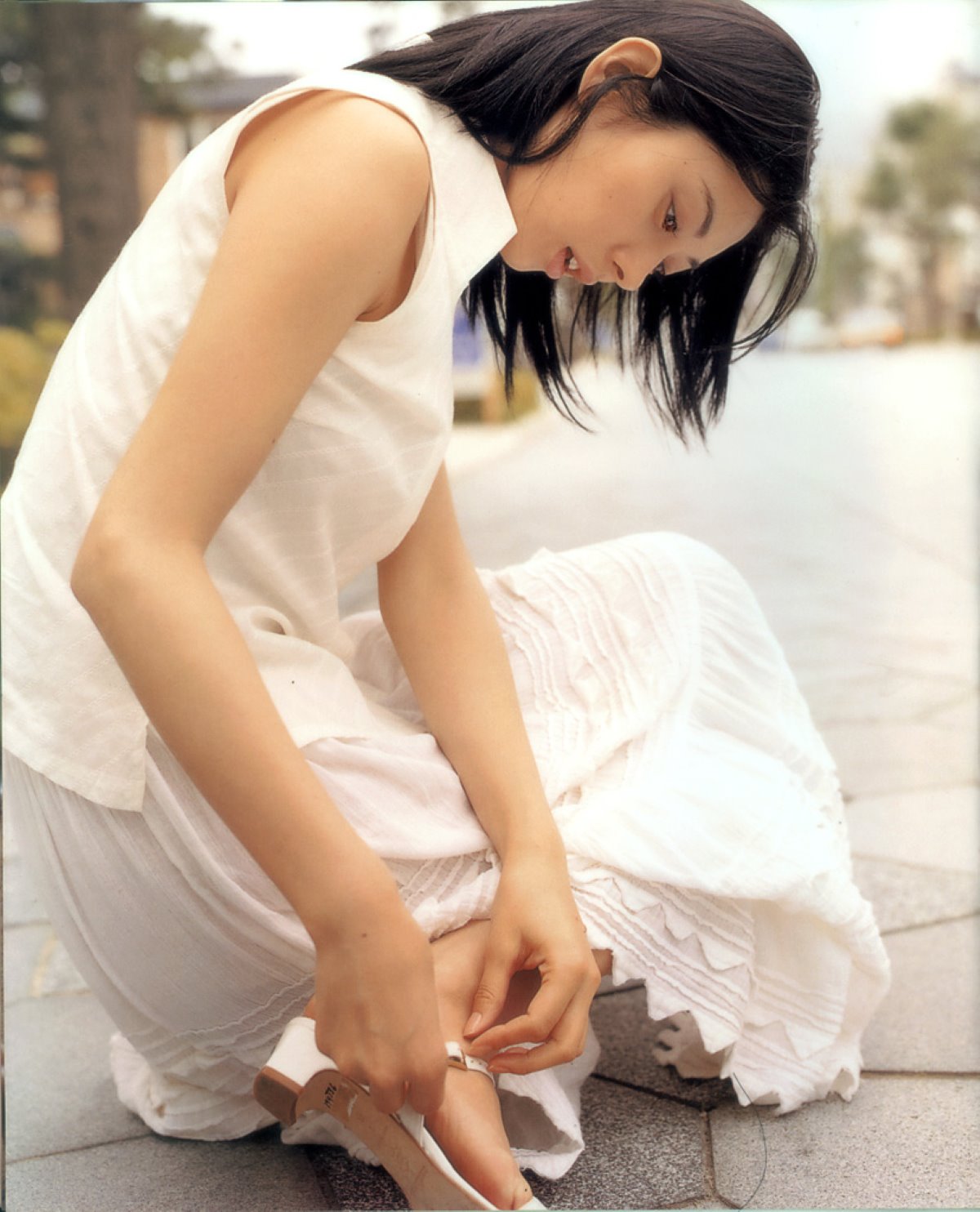 Photobook Misaki Ito 伊東美咲 Umineko 0035 8181584867.jpg