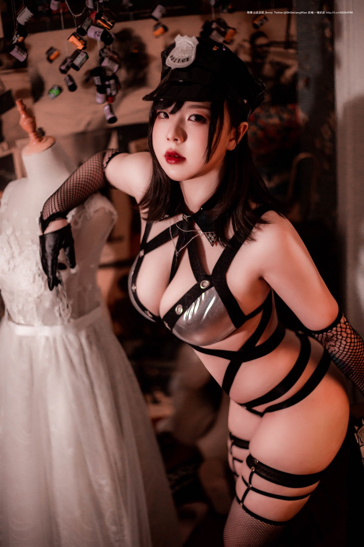 Coser@皮皮奶可可爱了啦 银色女警 0002 9161808654.jpg