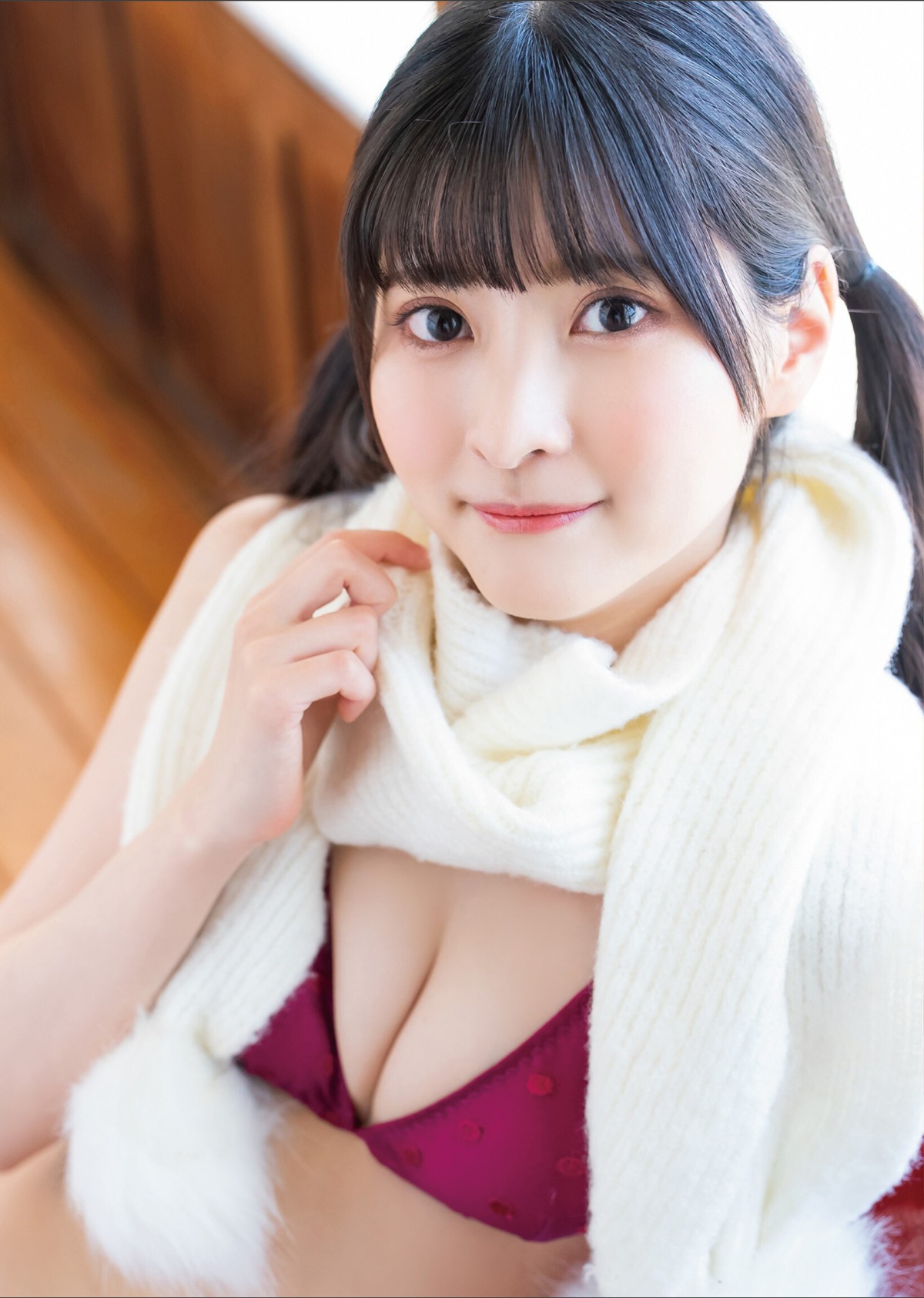 EX Taishu Photobook 2023 03 15 Rui Takanashi 小鳥遊るい Warm Powder Snow 0014 3922693620.jpg