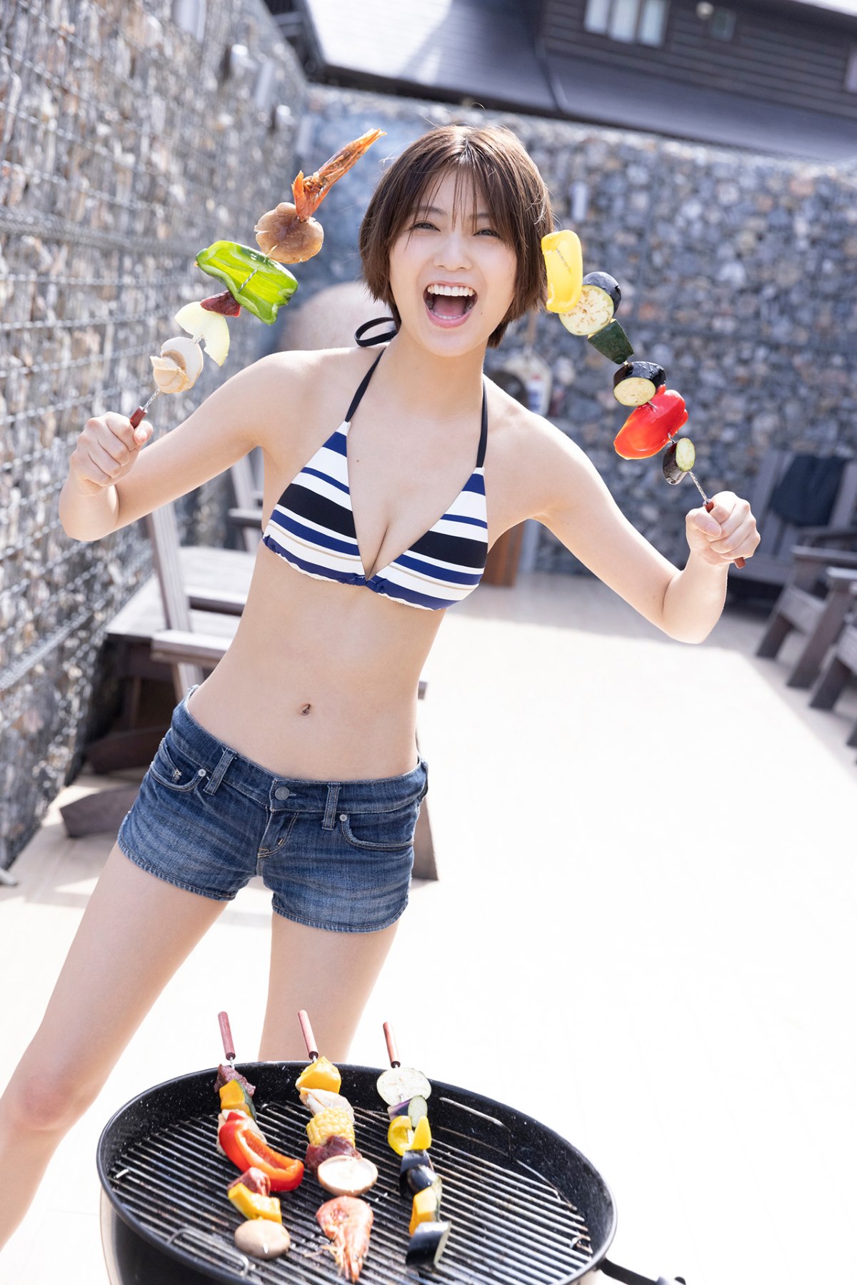 FLASH Photobook 2022 12 27 Mio Kudo 工藤美桜 Secret Summer Vacation 0063 6491797089.jpg