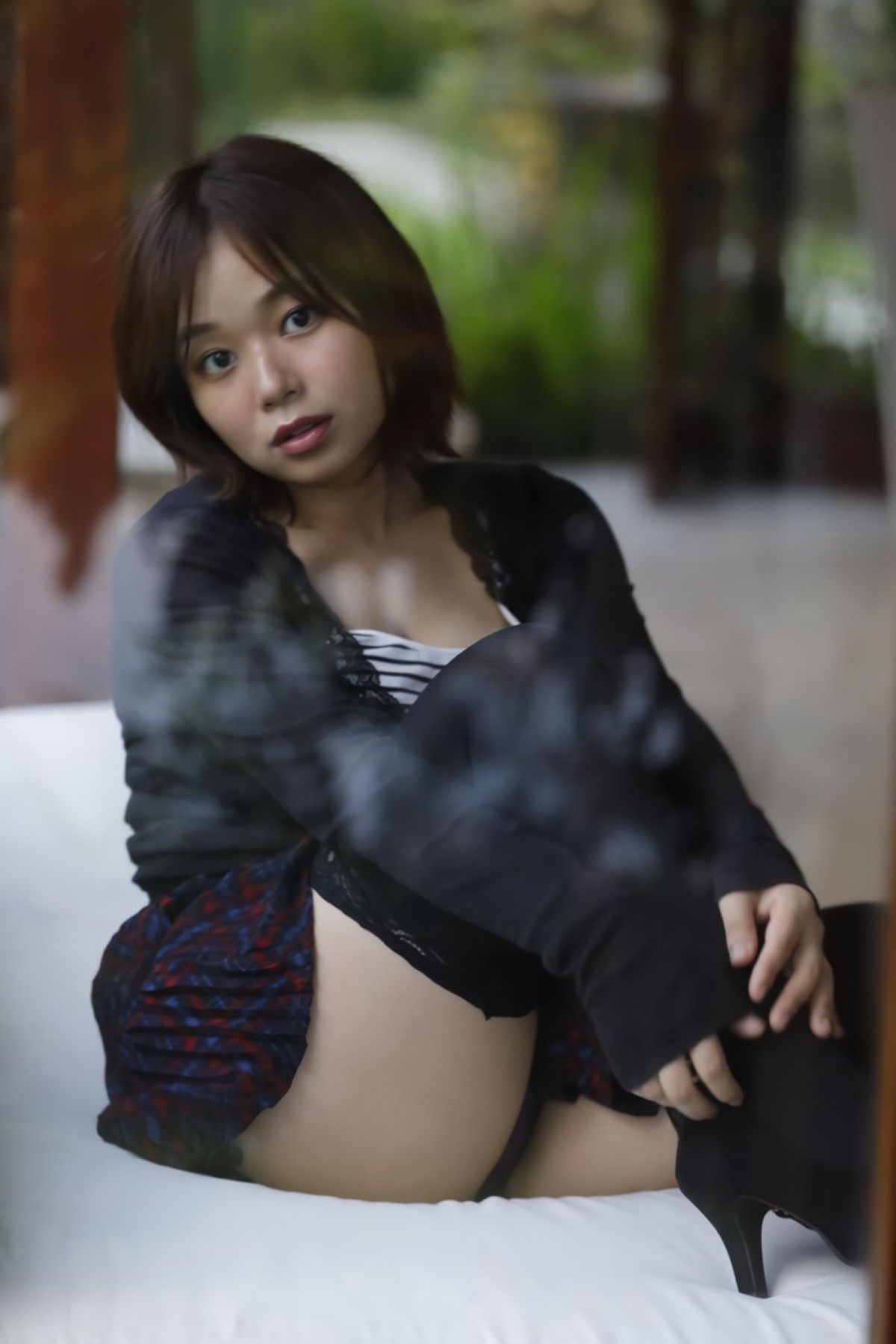 Guild Photobook 2019 02 07 Tsukasa Wachi 和地つかさ Onegai 0009 9620051428.jpg