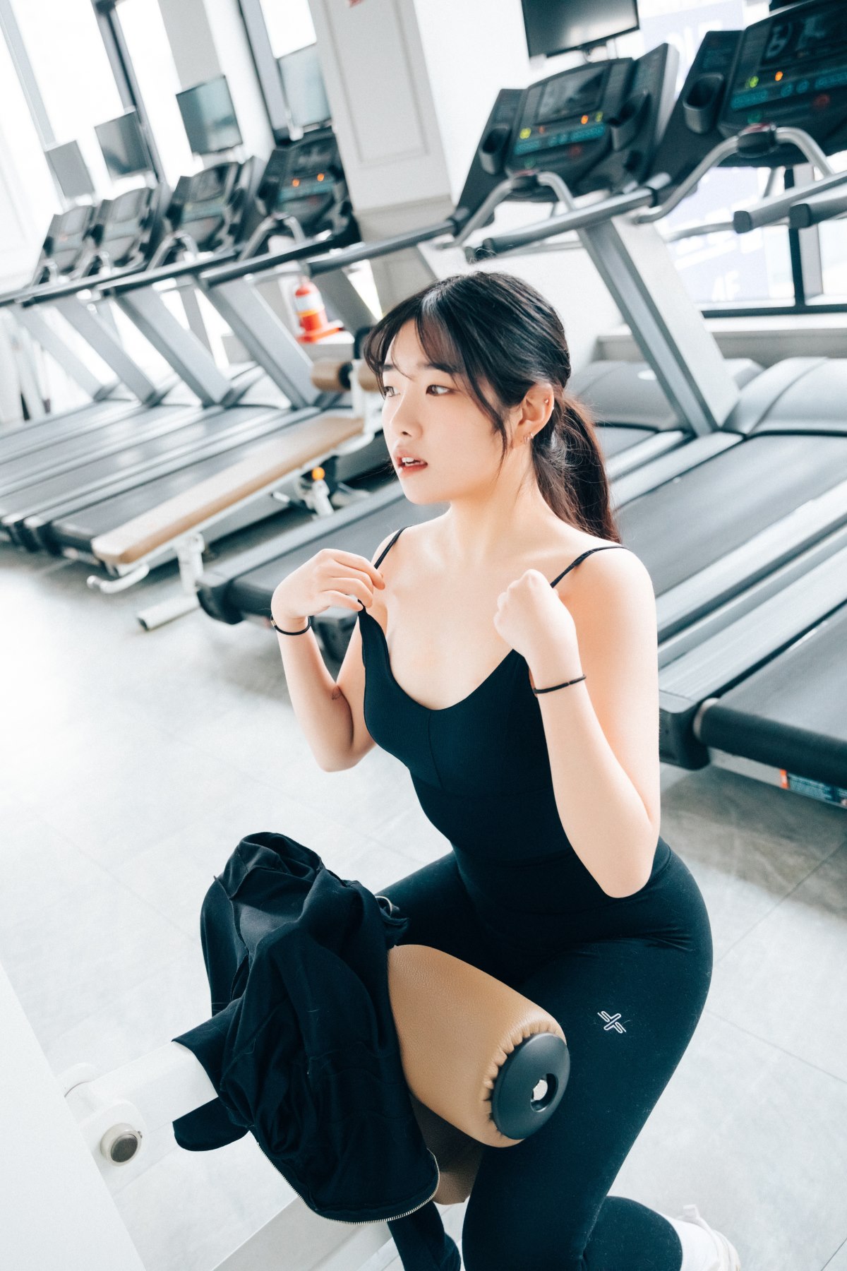 Loozy Sonson 손손 Personal Trainer S Ver 0055 1836112951.jpg