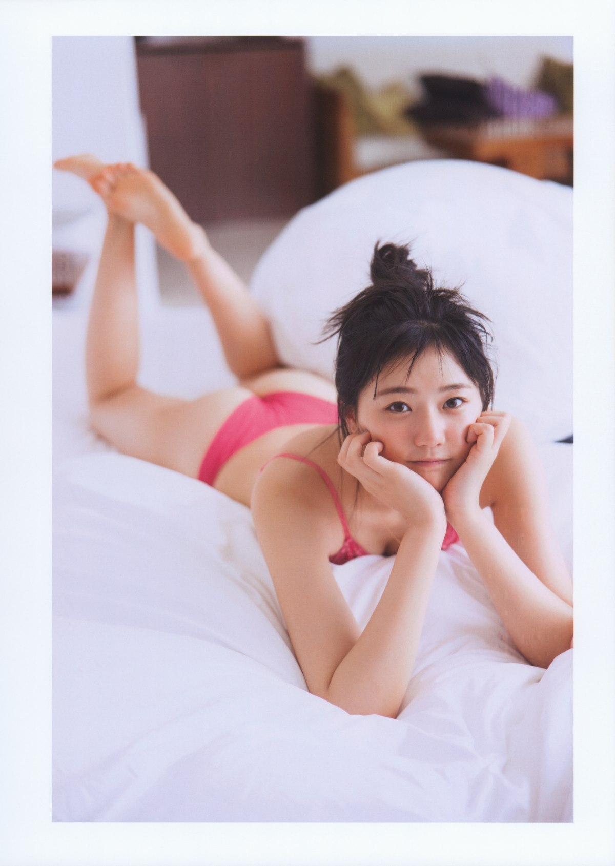 Photobook 2021 09 22 Takino Yumiko 瀧野由美子 1st Photobook I Dont Know You Yet Bonus 0084 6174444289.jpg