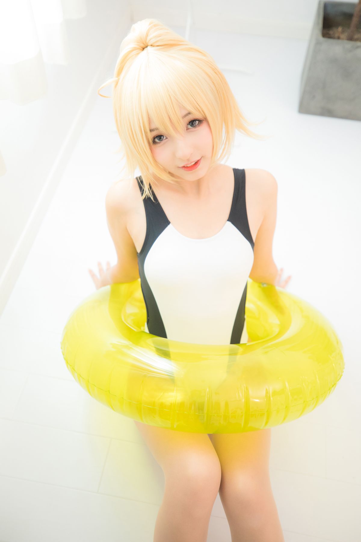 Coser@神楽坂真冬 Vol 036 电子相册 白贞德 Swimingthedrea A 0021 8952740804.jpg