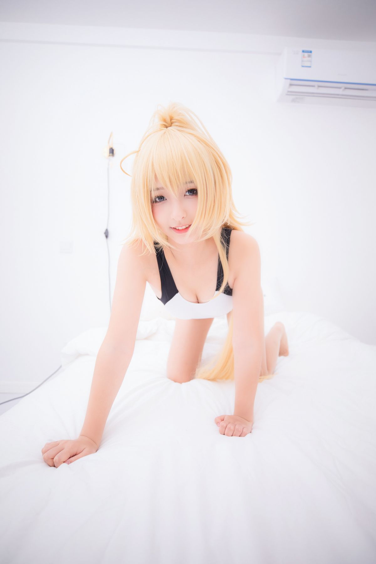 Coser@神楽坂真冬 Vol 036 电子相册 白贞德 Swimingthedrea A 0068 4847562082.jpg