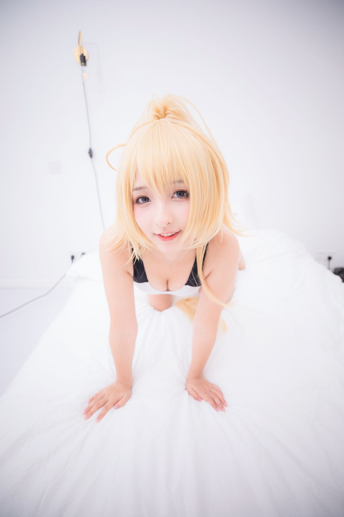 Coser@神楽坂真冬 Vol 036 电子相册 白贞德 Swimingthedrea A 0070 6736415231.jpg