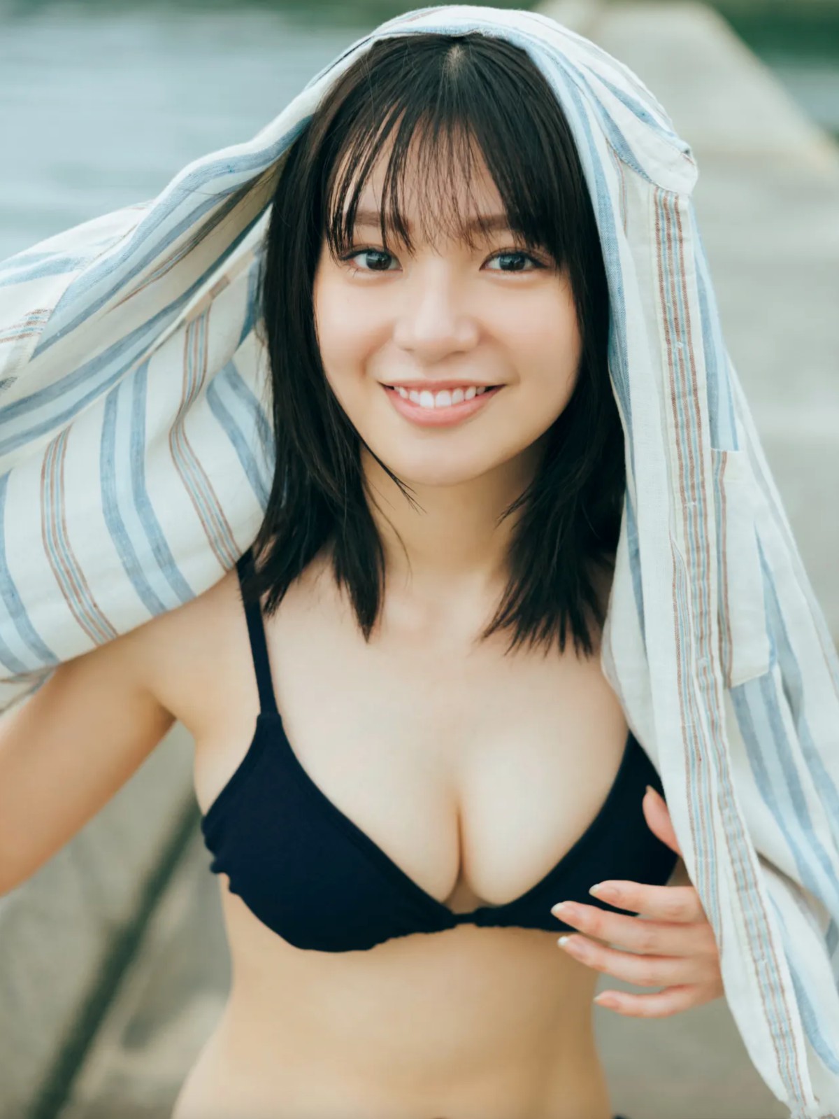 FRIDAYデジタル写真集 2022 12 16 Midori Nagatsuki 長月翠 Drowning In Bare Skin 0001 3348702719.jpg