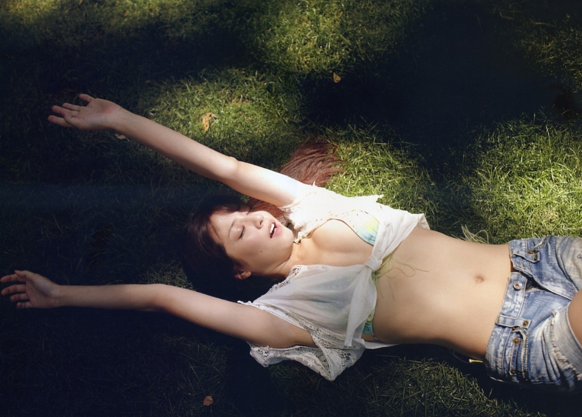 Photobook 2010 11 28 Yumi Sugimoto 杉本有美 Wish 0018 7277654245.jpg