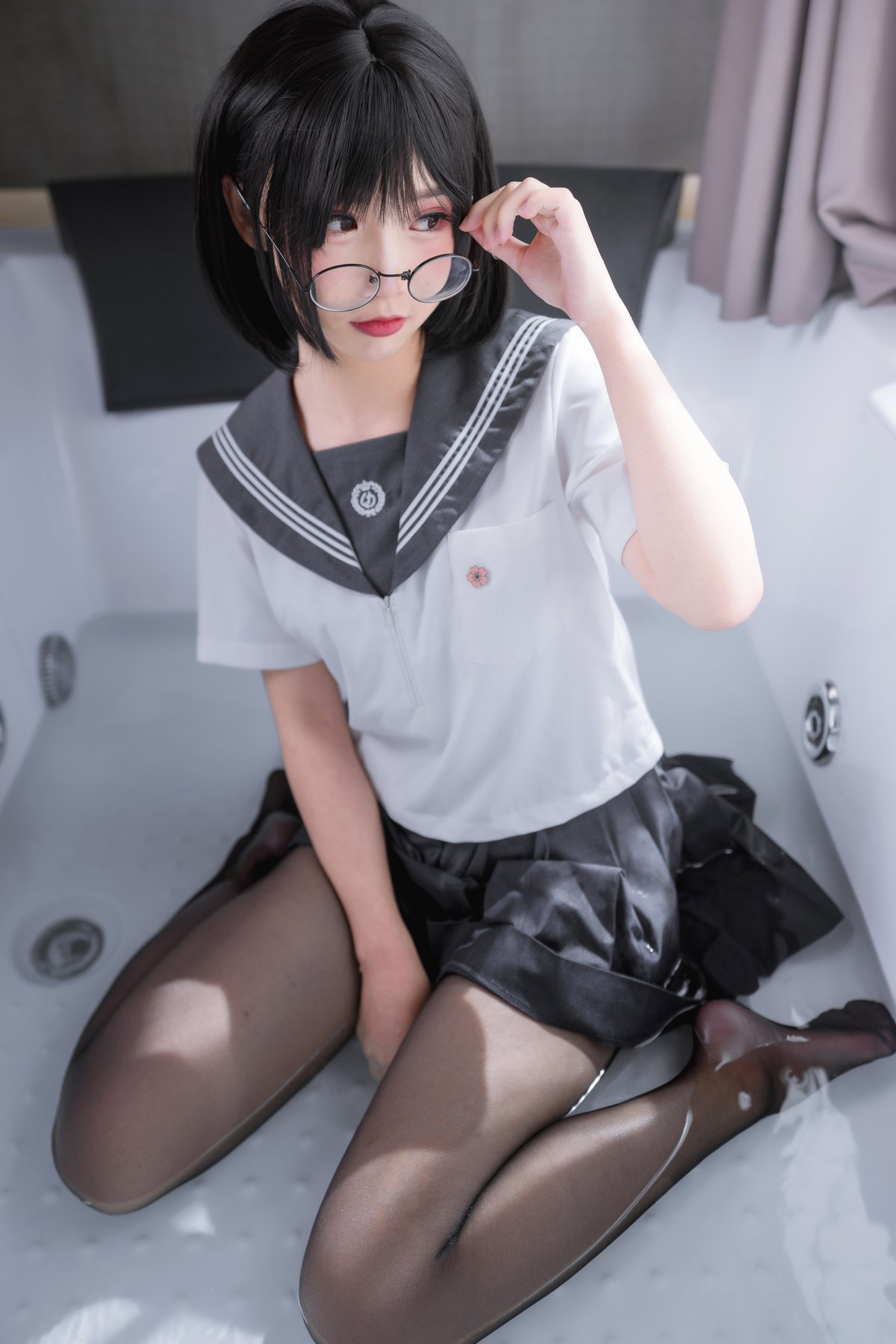 Coser@面饼仙儿 Vol 016 脑内少女 黑丝JK 0014 8683392018.jpg