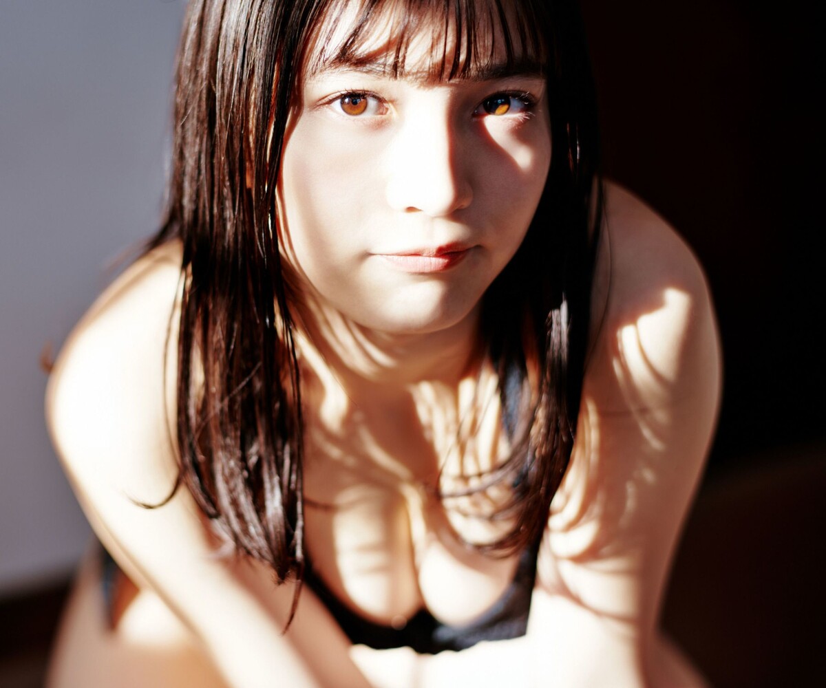 Photobook 2021 02 01 Nana Kurosaki 黒嵜菜々 Sacred Signs 0046 2233322440.jpg