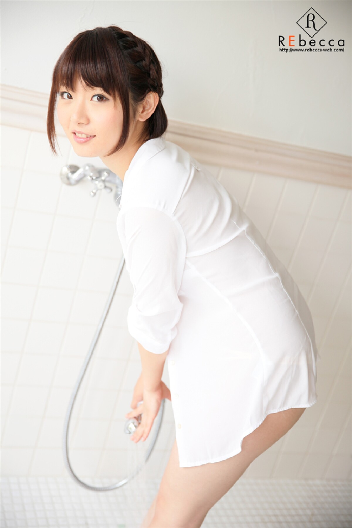 Photobook Break Now Minami Aida 逢田みなみ Adult Digital Photo Collection 0029 6311581085.jpg