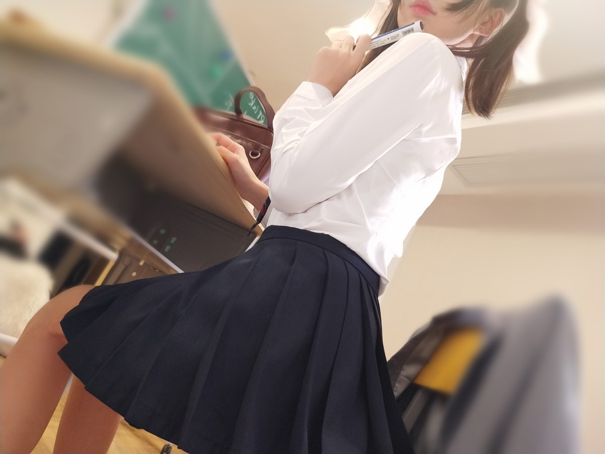 Coser@NAGISA魔物喵 女子高生の下着 0030 7976210706.jpg