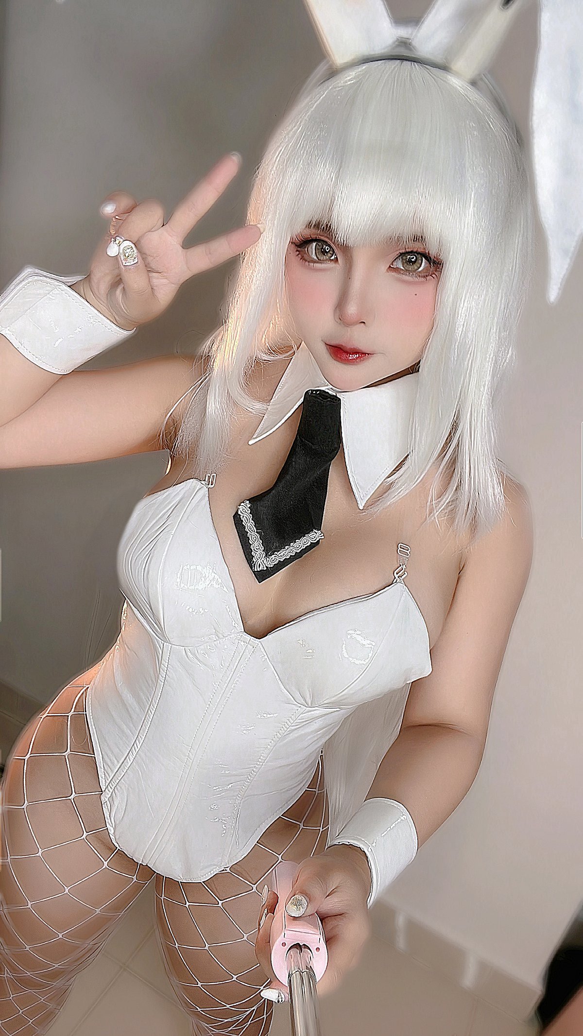 Coser@Sayo Momo NIKKE Naughty Oil Bunny 0002 9379153264.jpg