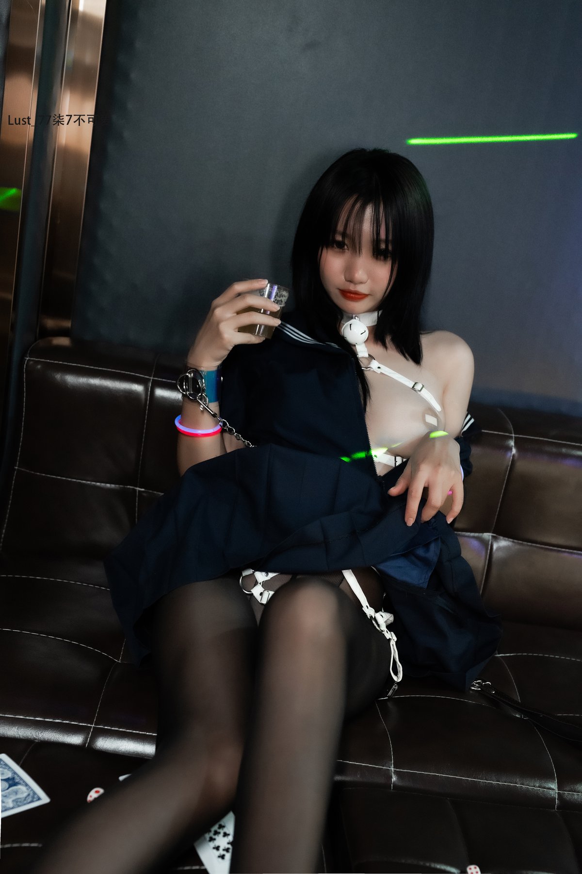 Coser@柒柒要乖哦 反差JK少女 B 0028 5789872176.jpg