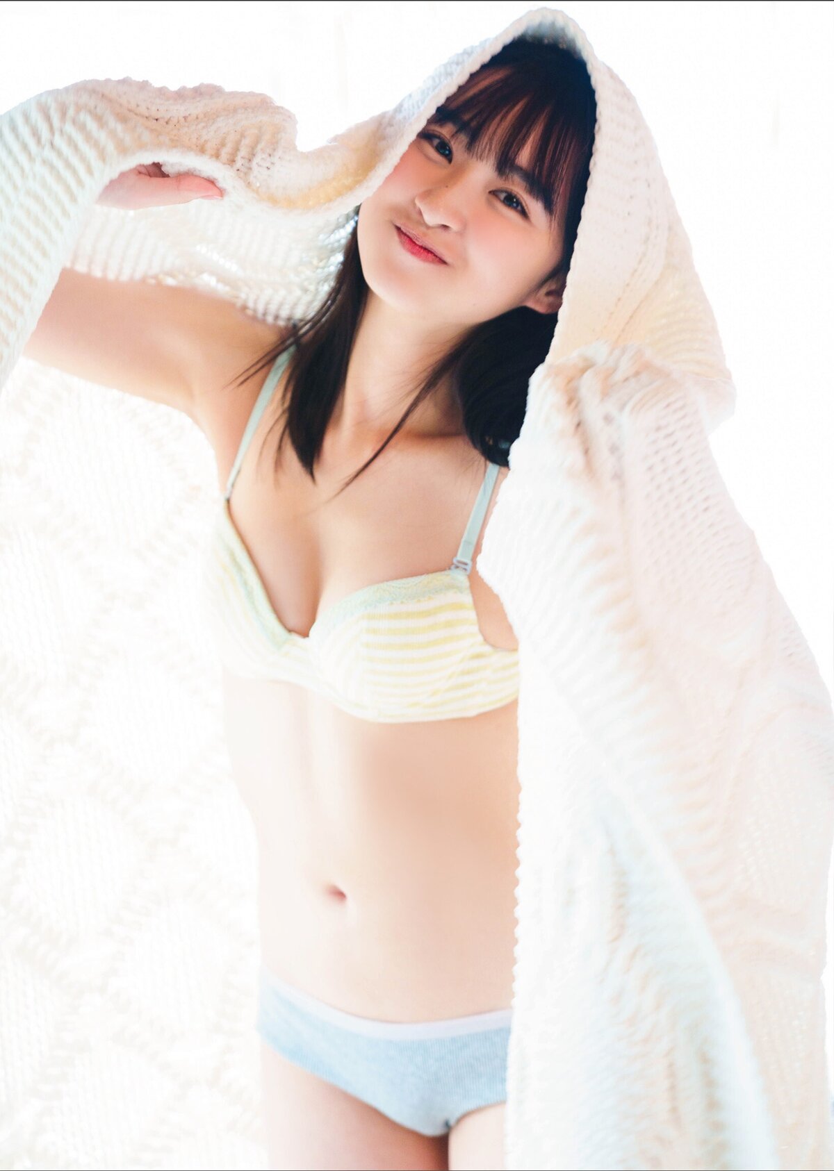 Photobook 2023 06 21 EX Taishu Digital Photobook 46 Hinata Matsumoto 松本日向 A Place Where The Sun Hits 0020 3205299777.jpg