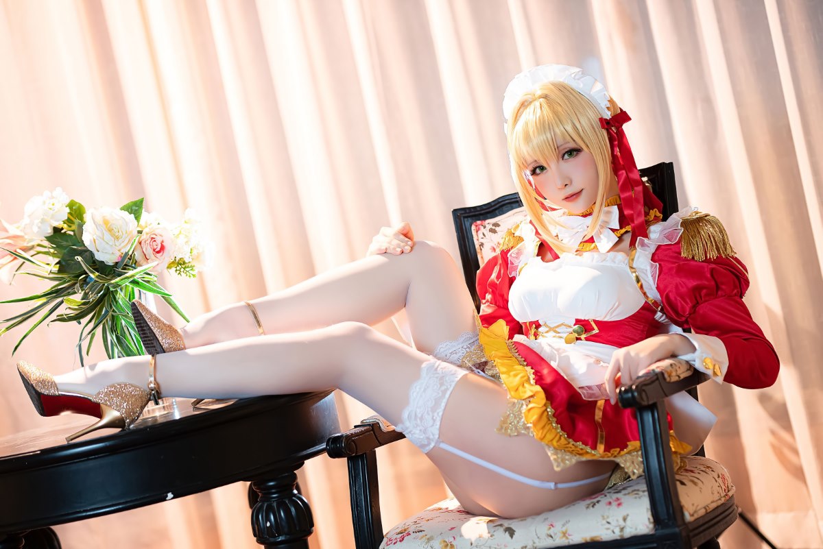 Coser@星之迟迟Hoshilily Nero Claudius maid FGO 0013 1889768175.jpg