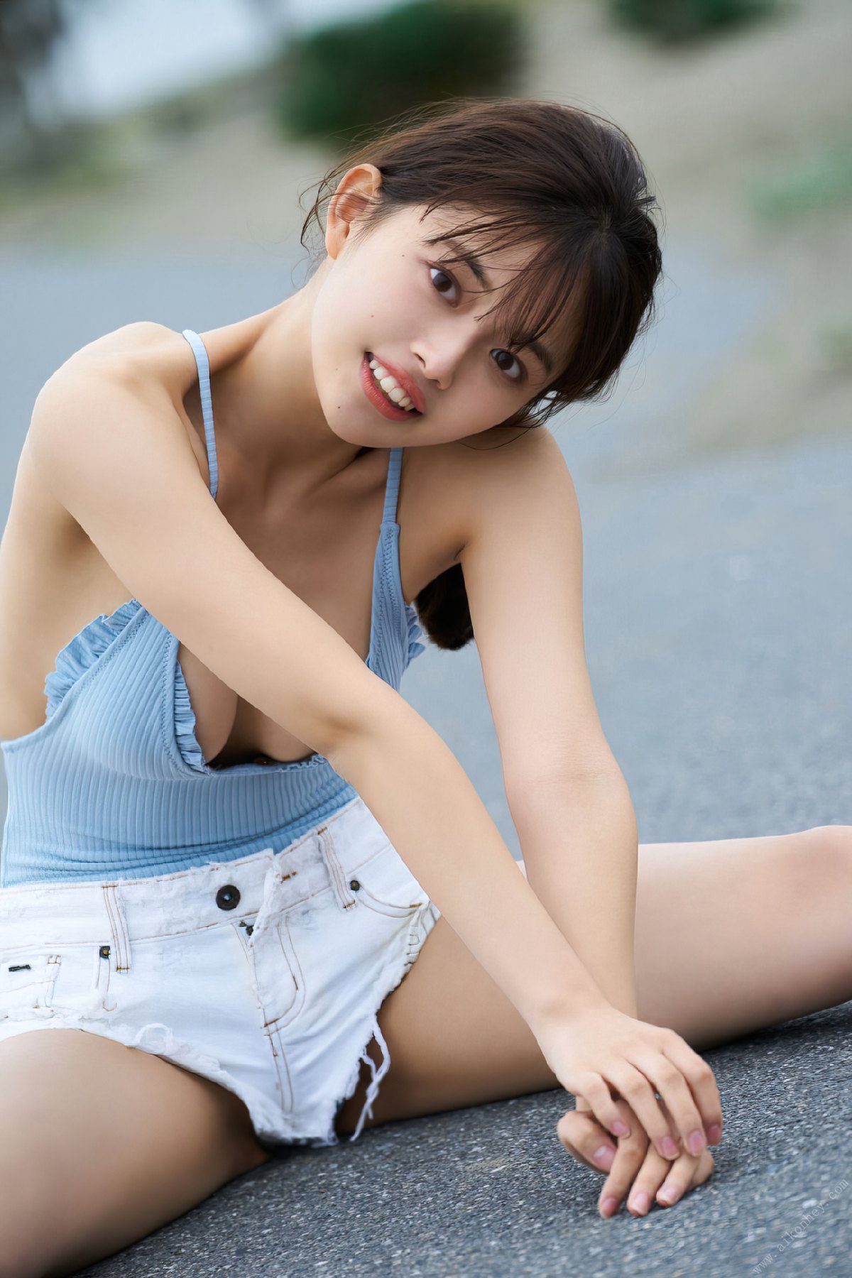FRIDAYデジタル写真集 2020 12 21 Hinami Mori 森日菜美 Cute And Sexy 0017 4163486463.jpg