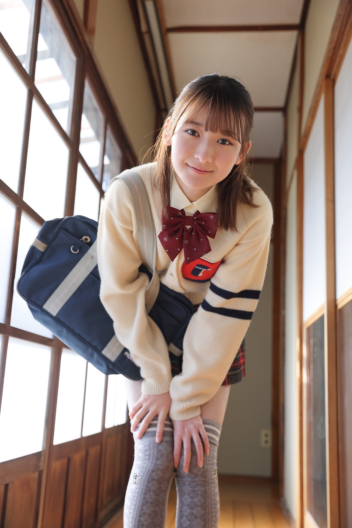 Minisuka tv 2022 01 06 Asami Kondou 近藤あさみ Limited Gallery 33 1 0035 9880256756.jpg