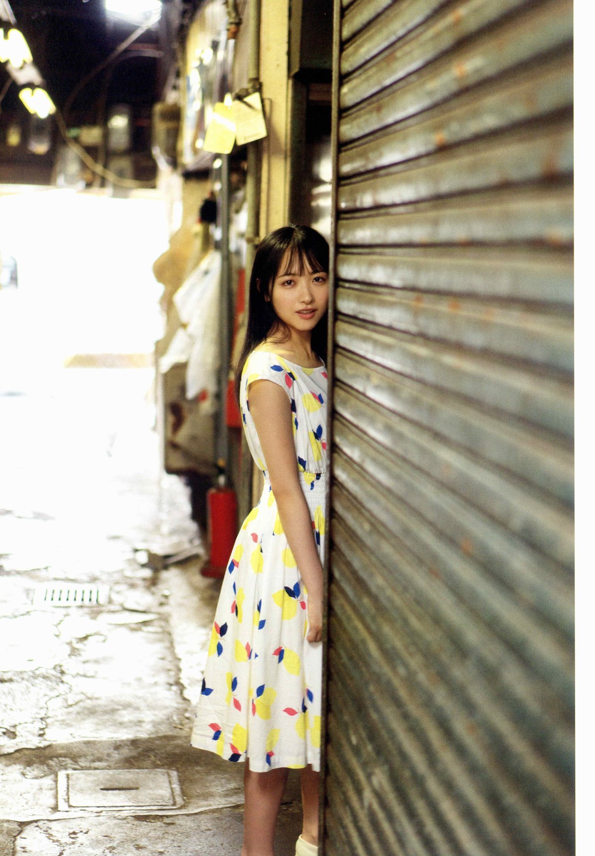 Photobook 2020 12 02 Chiho Ishida 石田千穂 1st Photobook Lemon Season A 0039 6642895573.jpg