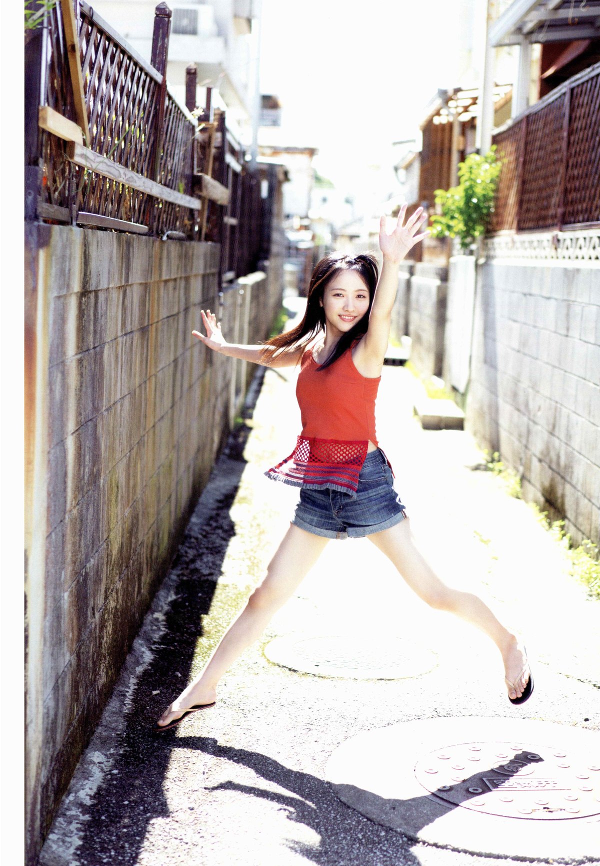 Photobook 2020 12 02 Chiho Ishida 石田千穂 1st Photobook Lemon Season B 0029 9259254554.jpg