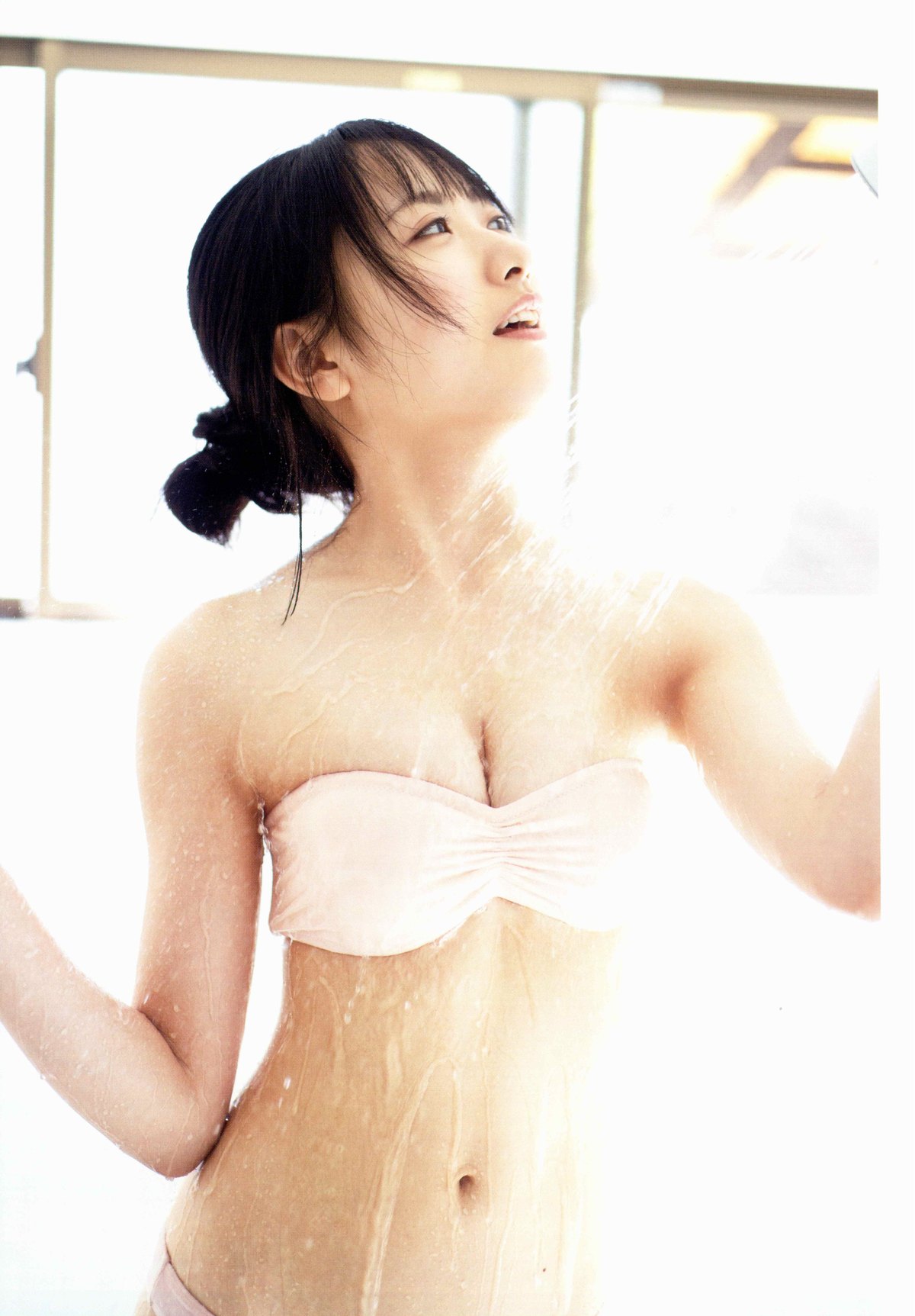 Photobook 2020 12 02 Chiho Ishida 石田千穂 1st Photobook Lemon Season B 0049 0105434838.jpg