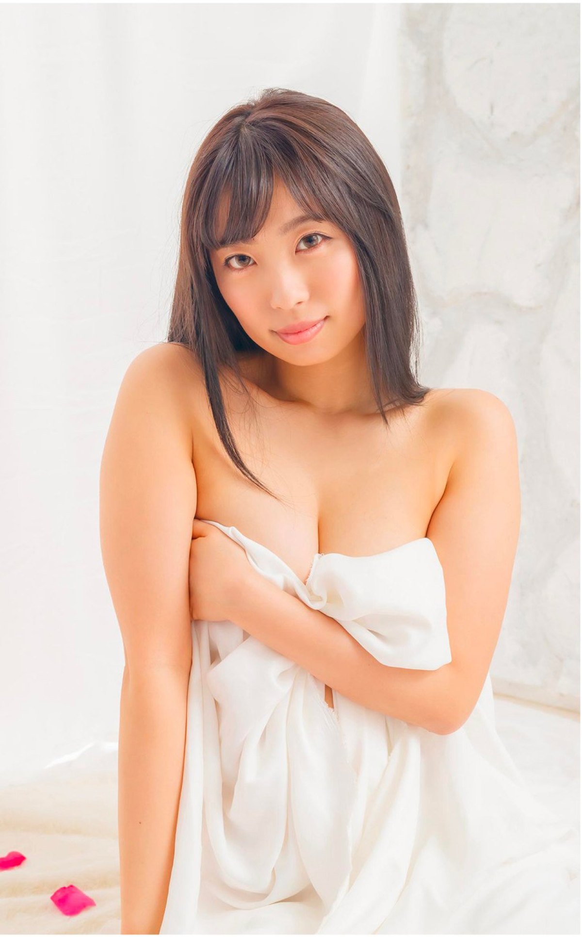 Photobook Gz PRESS Tomoko Itsuki 樹智子 Digital Photo Book 087 0084 1210354782.jpg