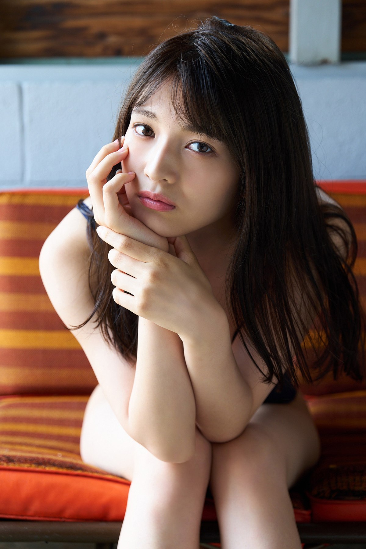 Platinum FLASH Photobook 2021 11 19 Nanako Kurosaki 黒嵜菜々子 18 Years Old 0044 9358858962.jpg