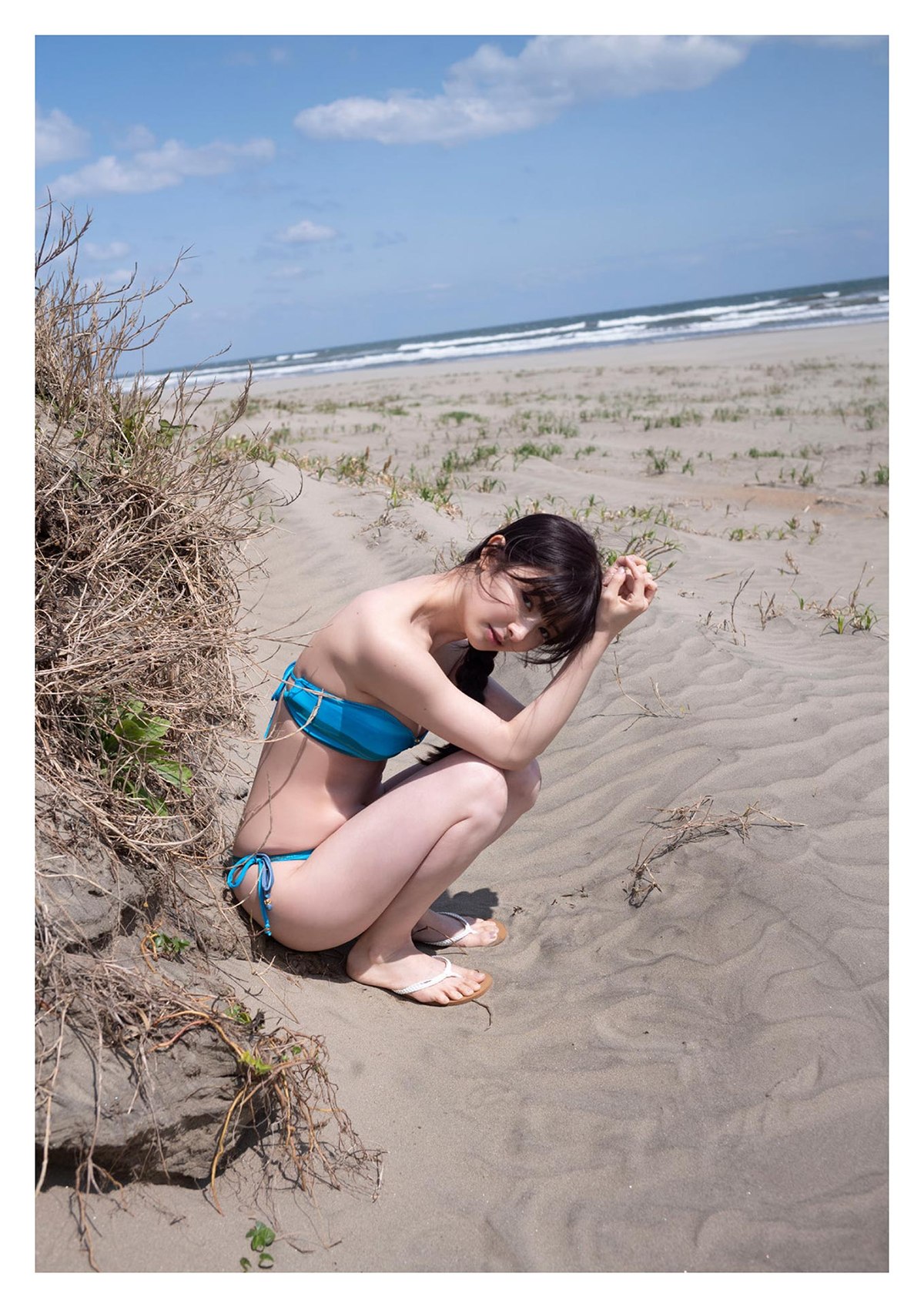 B L T Photobook 2023 08 29 Tomu Muto 武藤十夢 Kaze No Shirabe 0023 8056557141.jpg