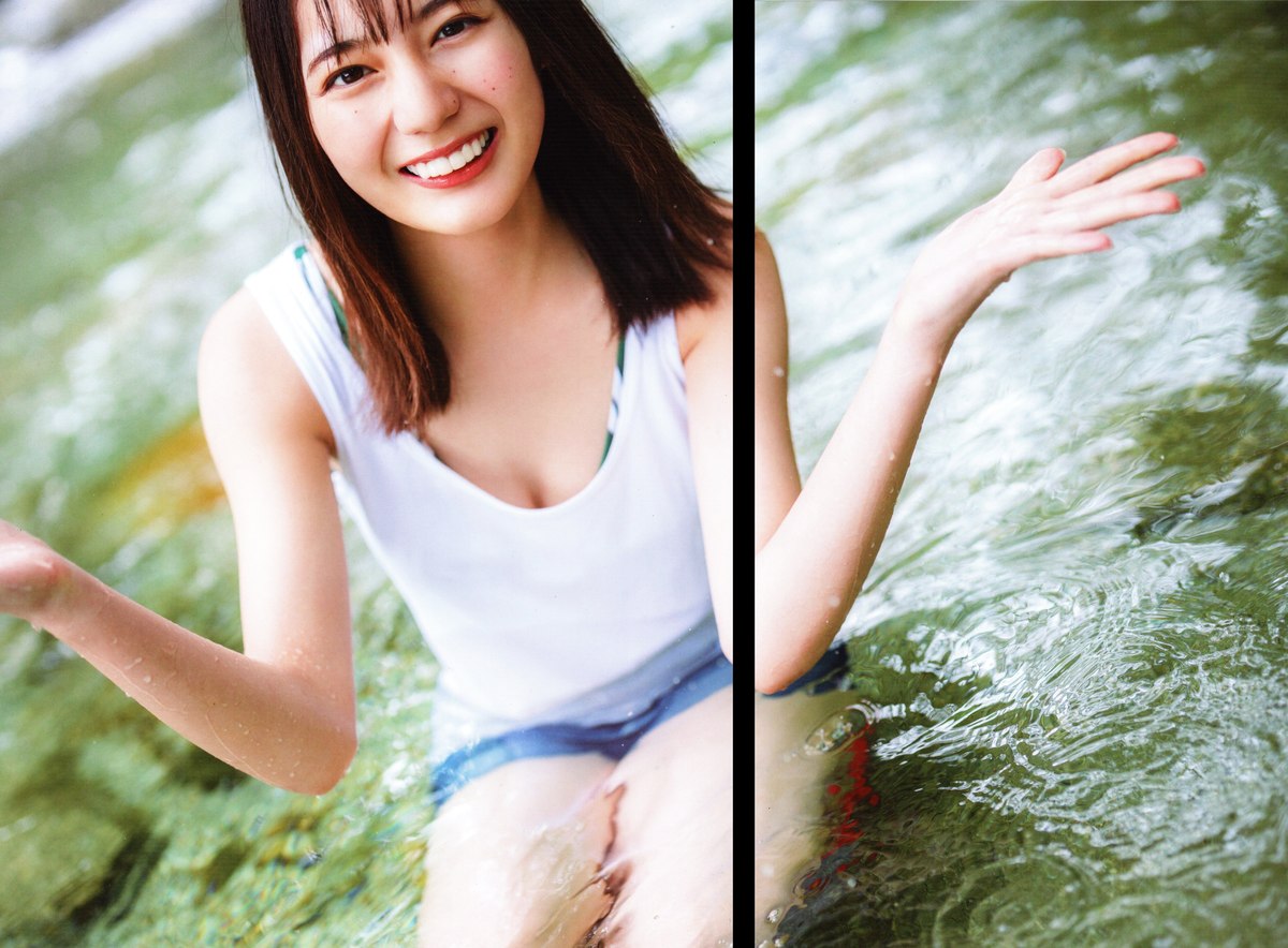 Photobook 2021 06 29 Nao Kosaka 小坂菜緒 1st Photobook Who Are You B 0030 2221434691.jpg