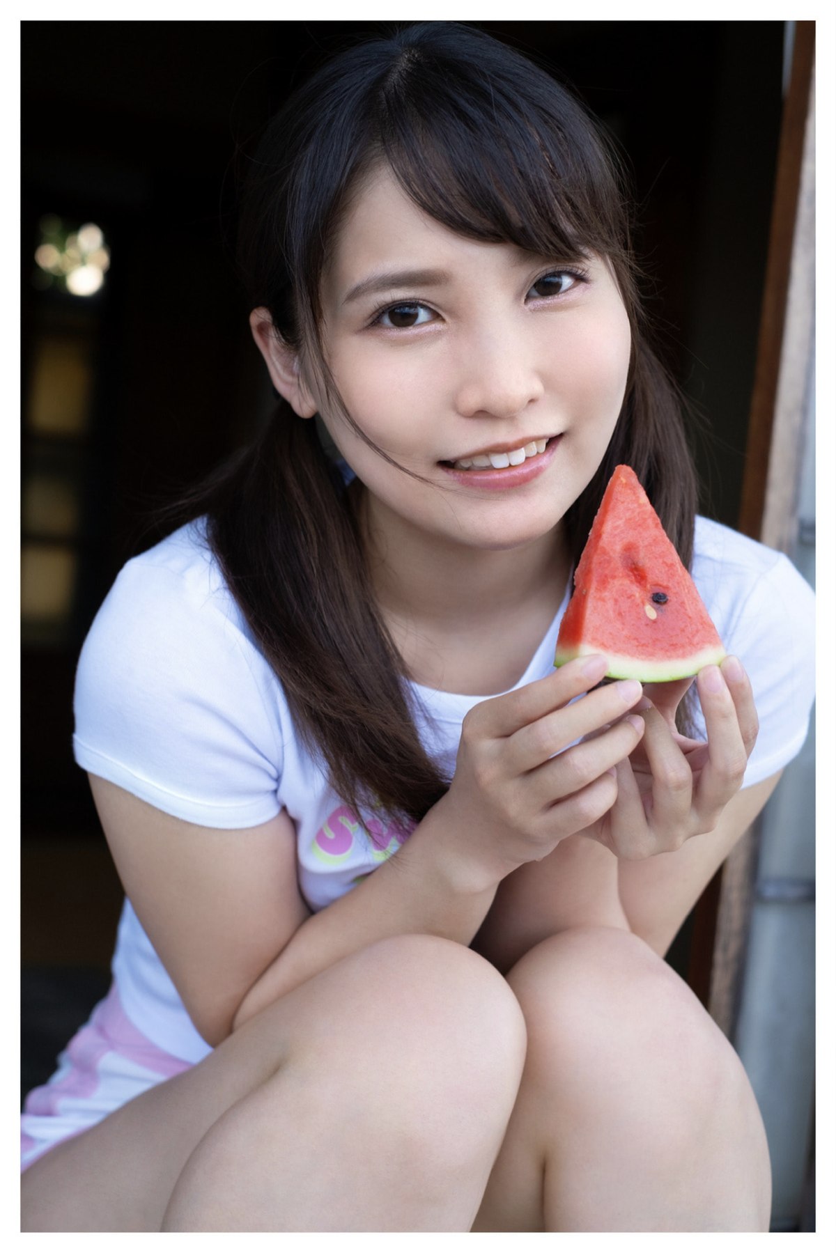 Photobook 2022 11 04 Aoi Kururugi 枢木あおい Gravure Photobook Youth Aoharu 0021 6123316293.jpg