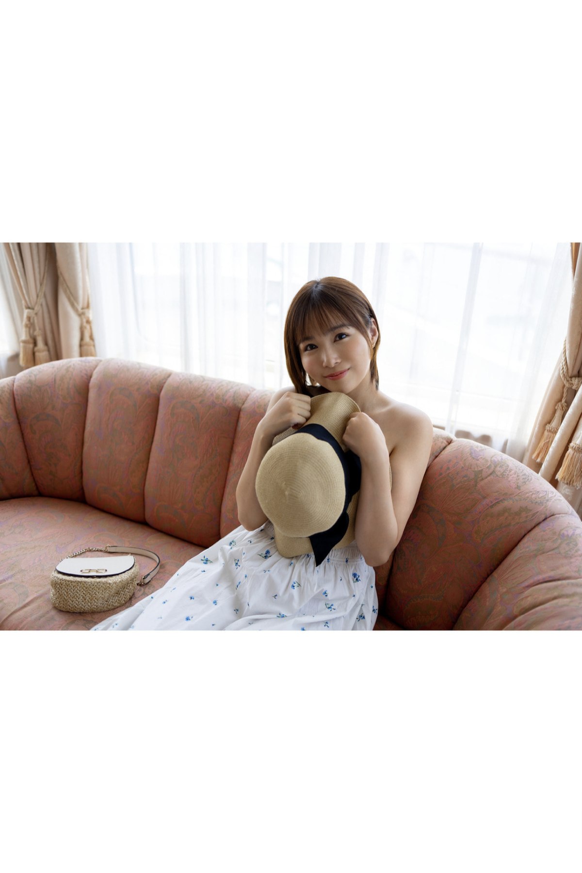 Photobook Asuna Kawai 河合あすな Toki No Shizuku On That Island I Spent With You 0009 5138075695.jpg