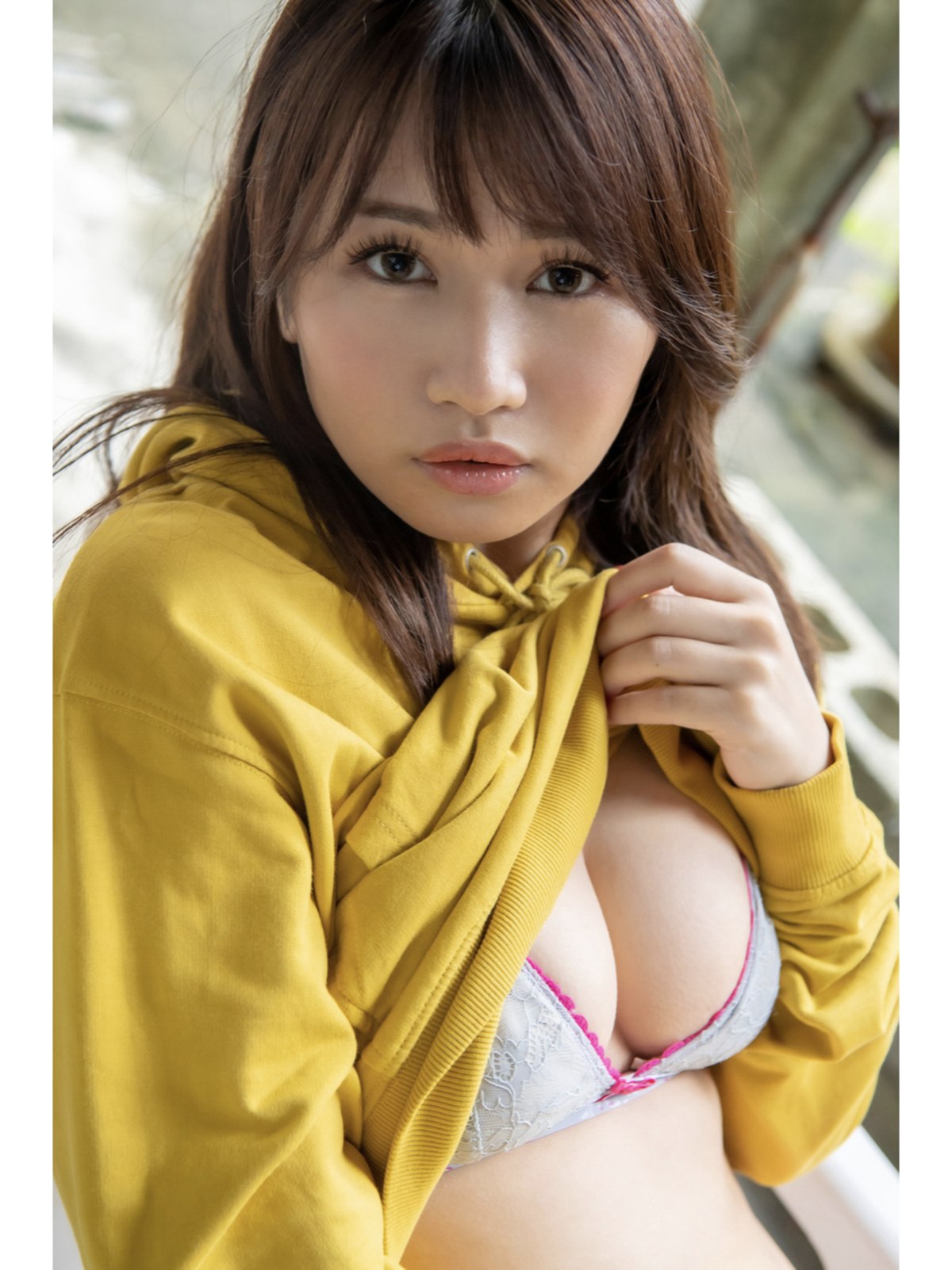 Photobook Kisaragi Natsuki 如月夏希 Official Gravure Photo Book Mysterious 0032 5245044989.jpg