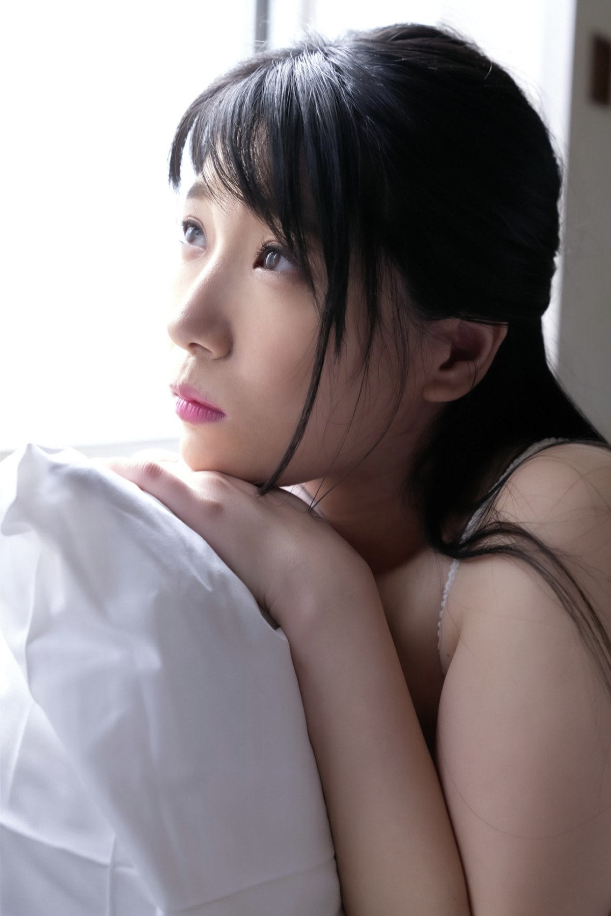 Photobook Mihina Nagai みひな Official Gravure Photo Book 0046 9617633087.jpg