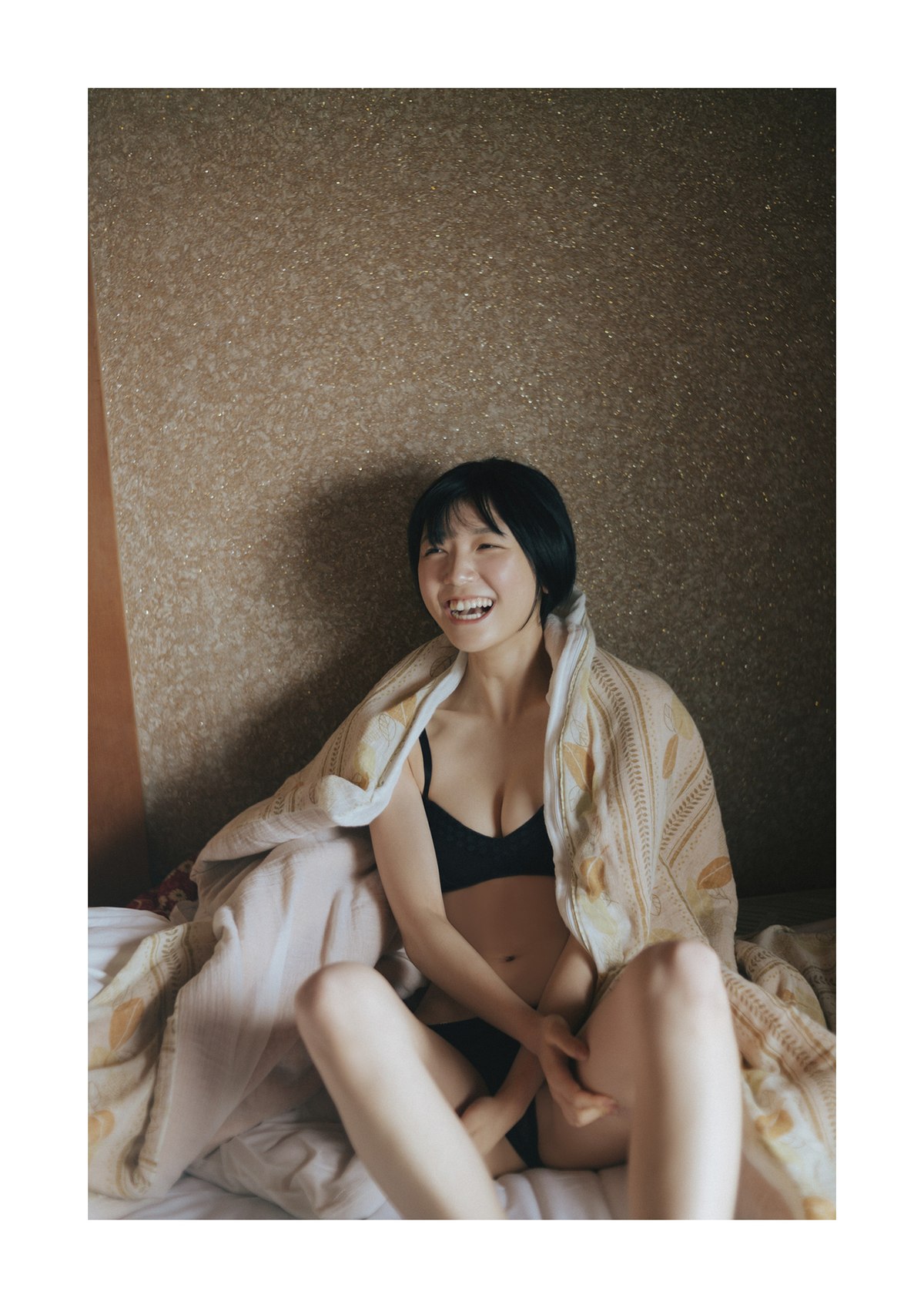 STRiKE DIGITAL PHOTOBOOK 2022 08 26 014 Miku Funai 船井美玖 Towards That Dream 0016 0475637574.jpg