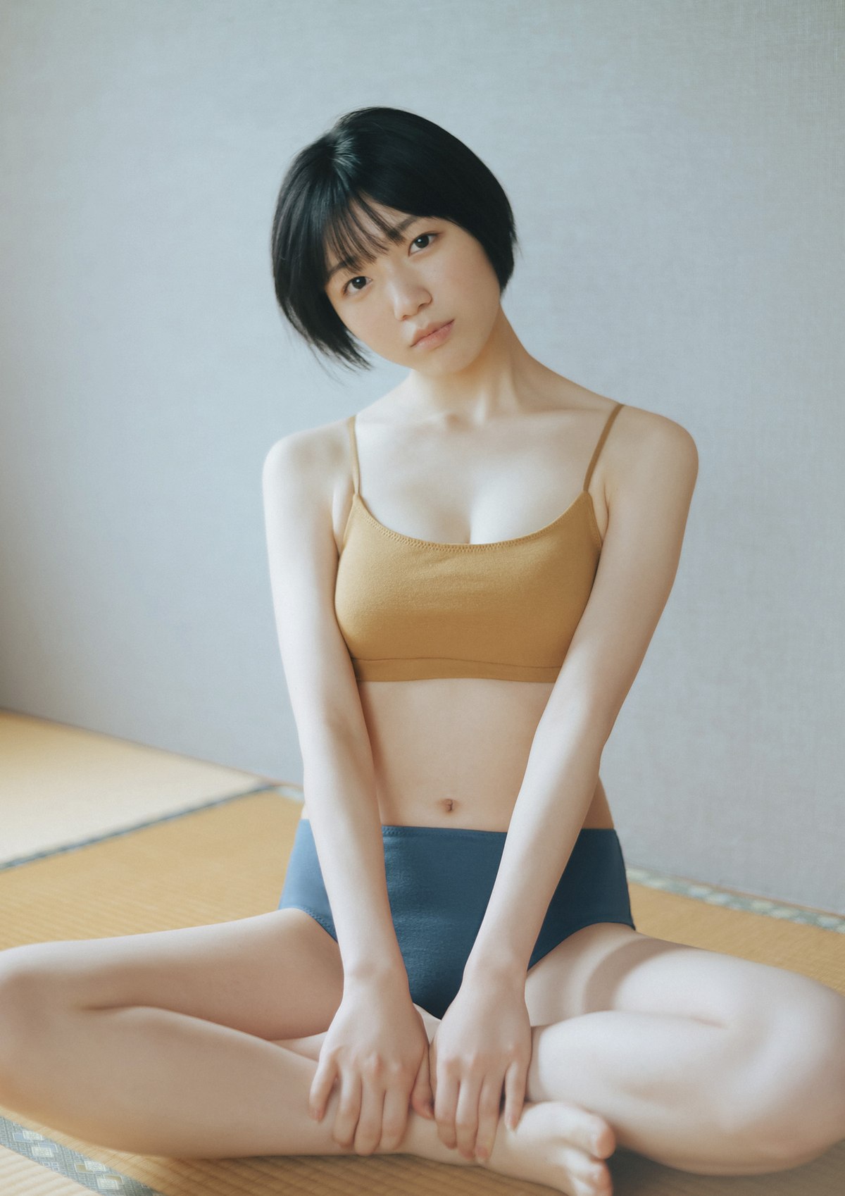 STRiKE DIGITAL PHOTOBOOK 2022 08 26 014 Miku Funai 船井美玖 Towards That Dream 0022 0936711658.jpg